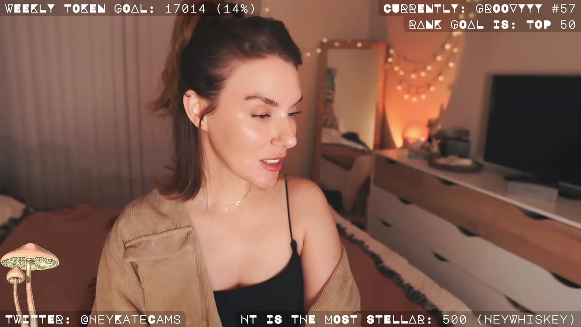 Gallery image thumbnail from HeyKate's myfreecams stream on, 12/11/2022, 08:14 image 10 of 20