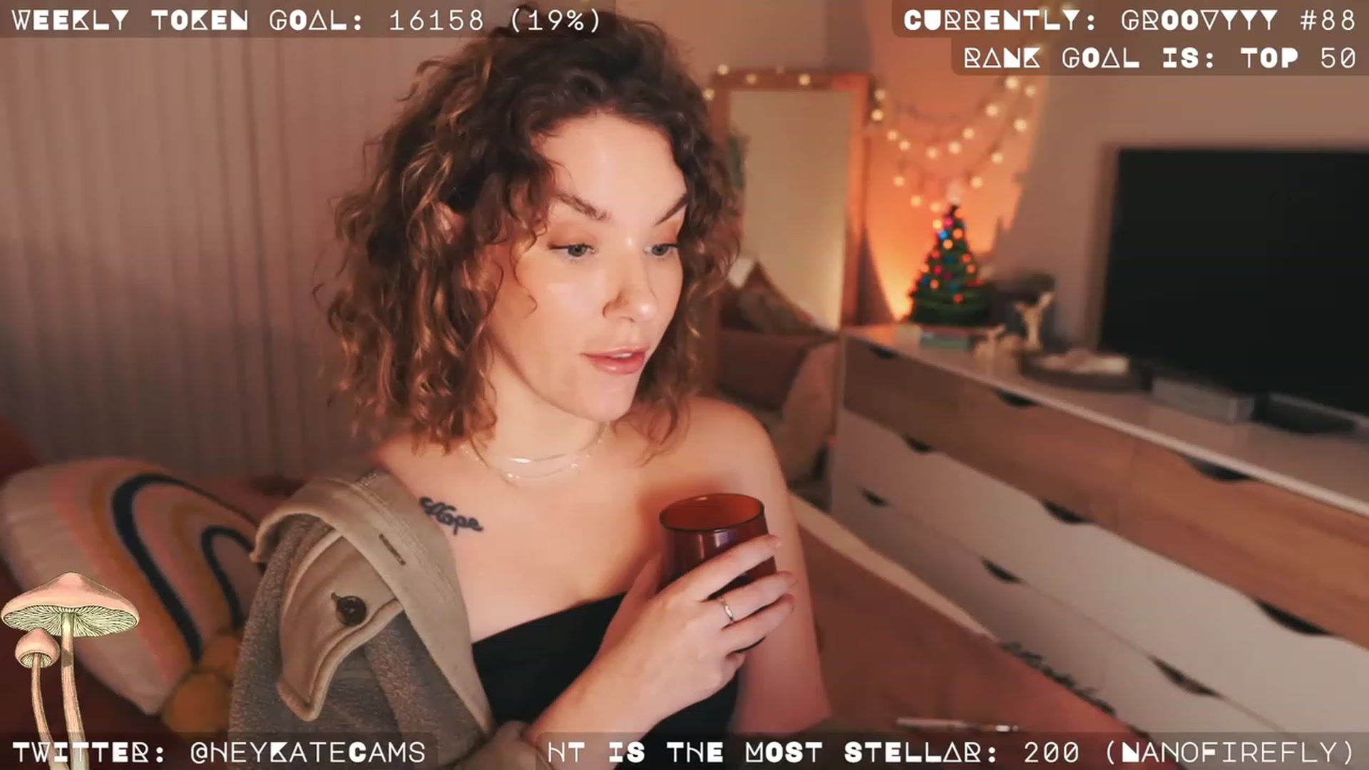 Gallery image thumbnail from HeyKate's myfreecams stream on, 12/15/2022, 05:45 image 12 of 20