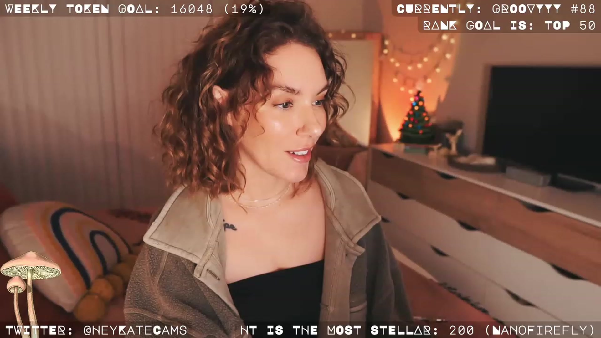 Gallery image thumbnail from HeyKate's myfreecams stream on, 12/15/2022, 05:45 image 14 of 20