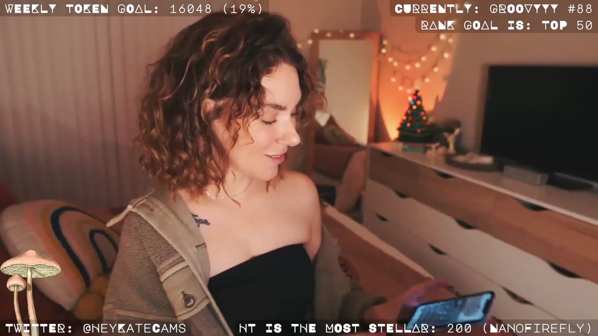 Gallery image thumbnail from HeyKate's myfreecams stream on, 12/15/2022, 05:45 image 15 of 20
