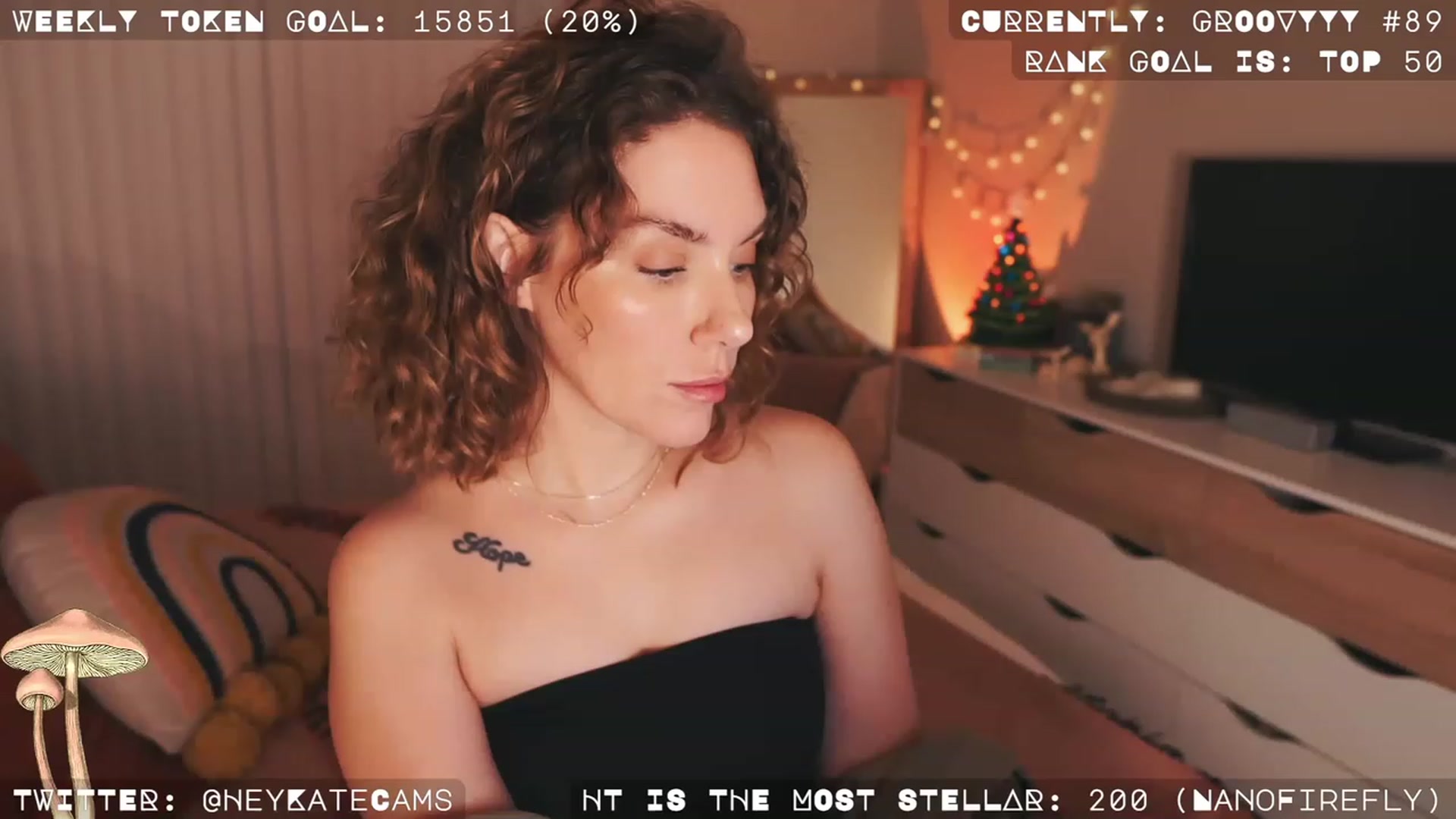 Gallery image thumbnail from HeyKate's myfreecams stream on, 12/15/2022, 06:42 image 2 of 20