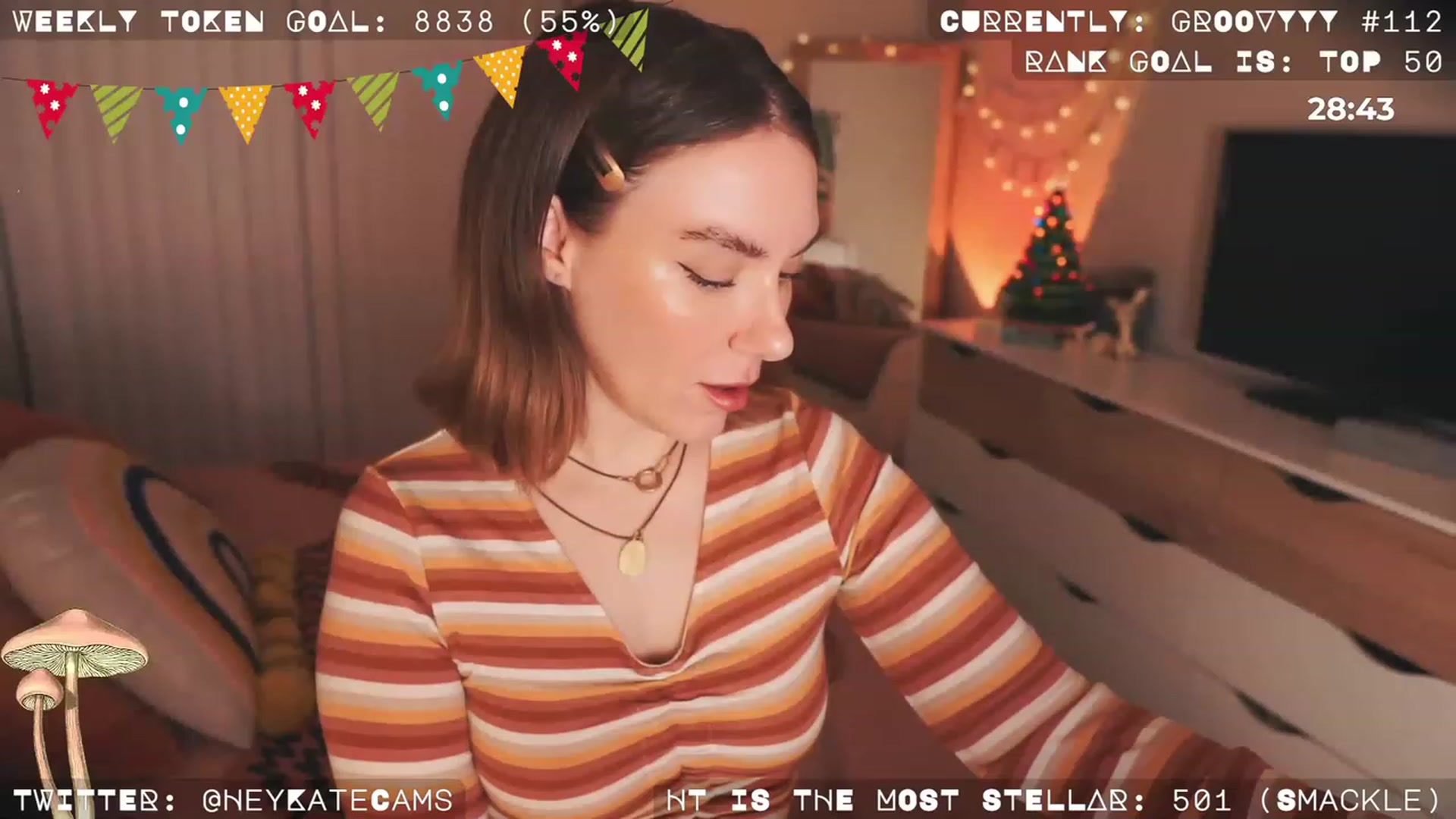 Gallery image thumbnail from HeyKate's myfreecams stream on, 12/18/2022, 07:35 image 11 of 20