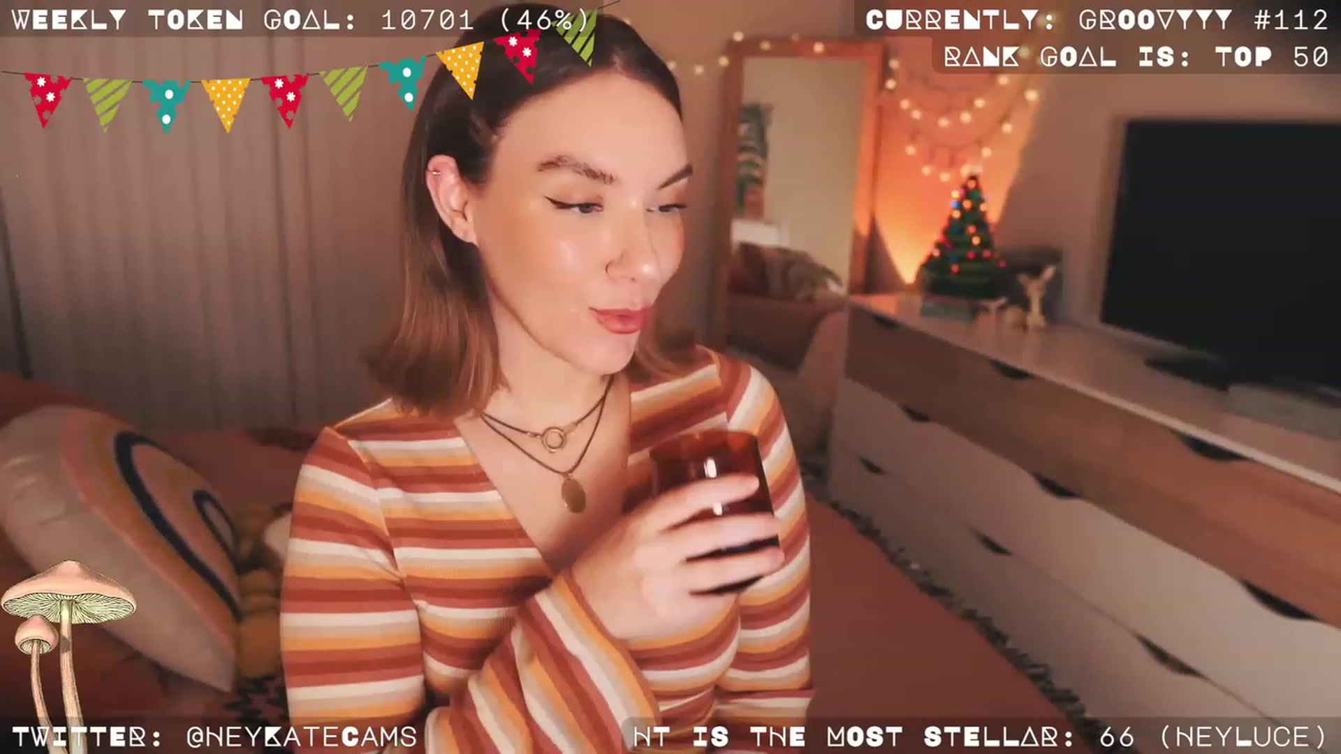 Gallery image thumbnail from HeyKate's myfreecams stream on, 12/18/2022, 07:35 image 5 of 20