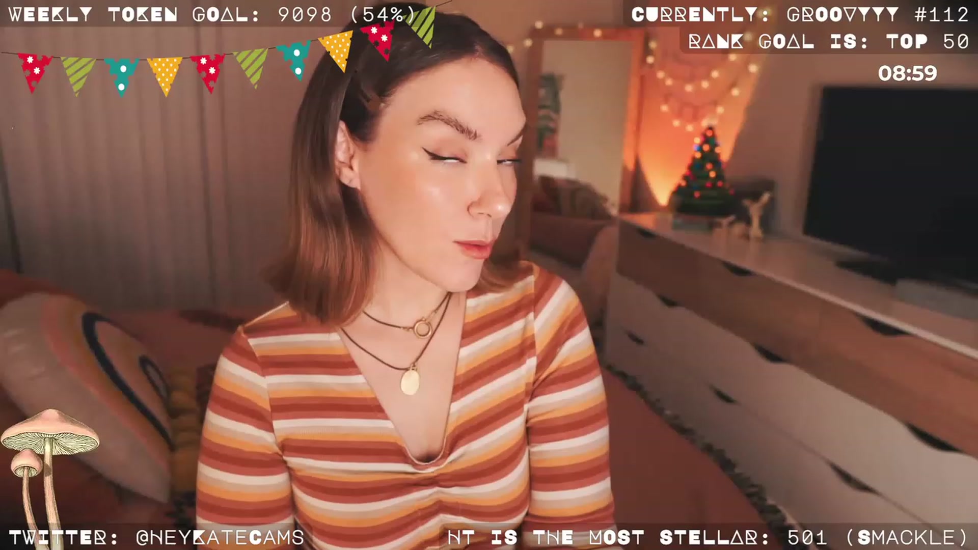 Gallery image thumbnail from HeyKate's myfreecams stream on, 12/18/2022, 07:35 image 9 of 20