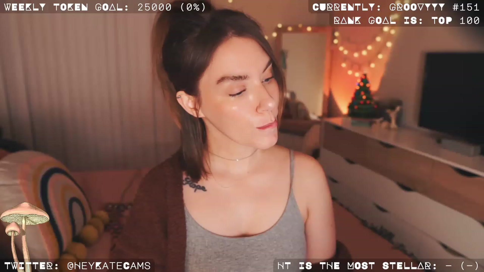 Gallery image thumbnail from HeyKate's myfreecams stream on, 12/22/2022, 03:45 image 11 of 20