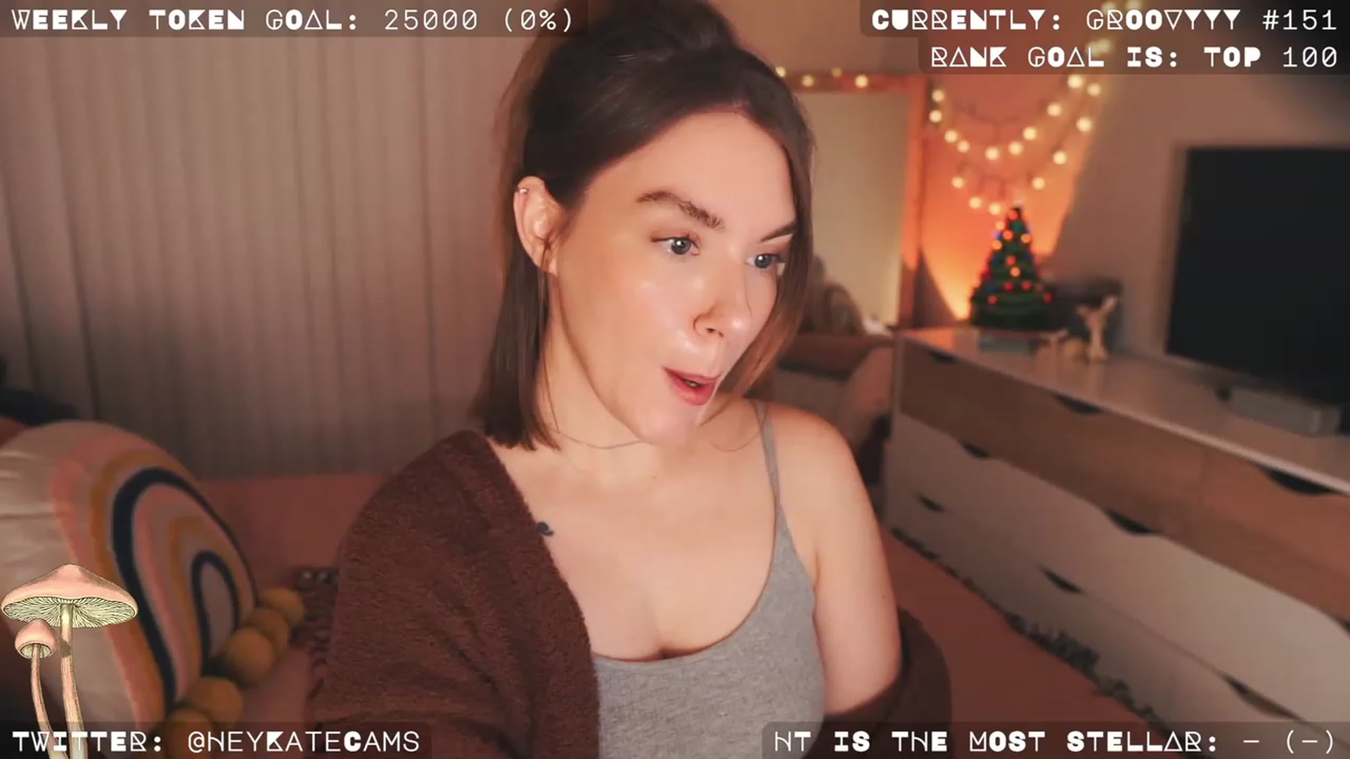 Gallery image thumbnail from HeyKate's myfreecams stream on, 12/22/2022, 03:45 image 4 of 20