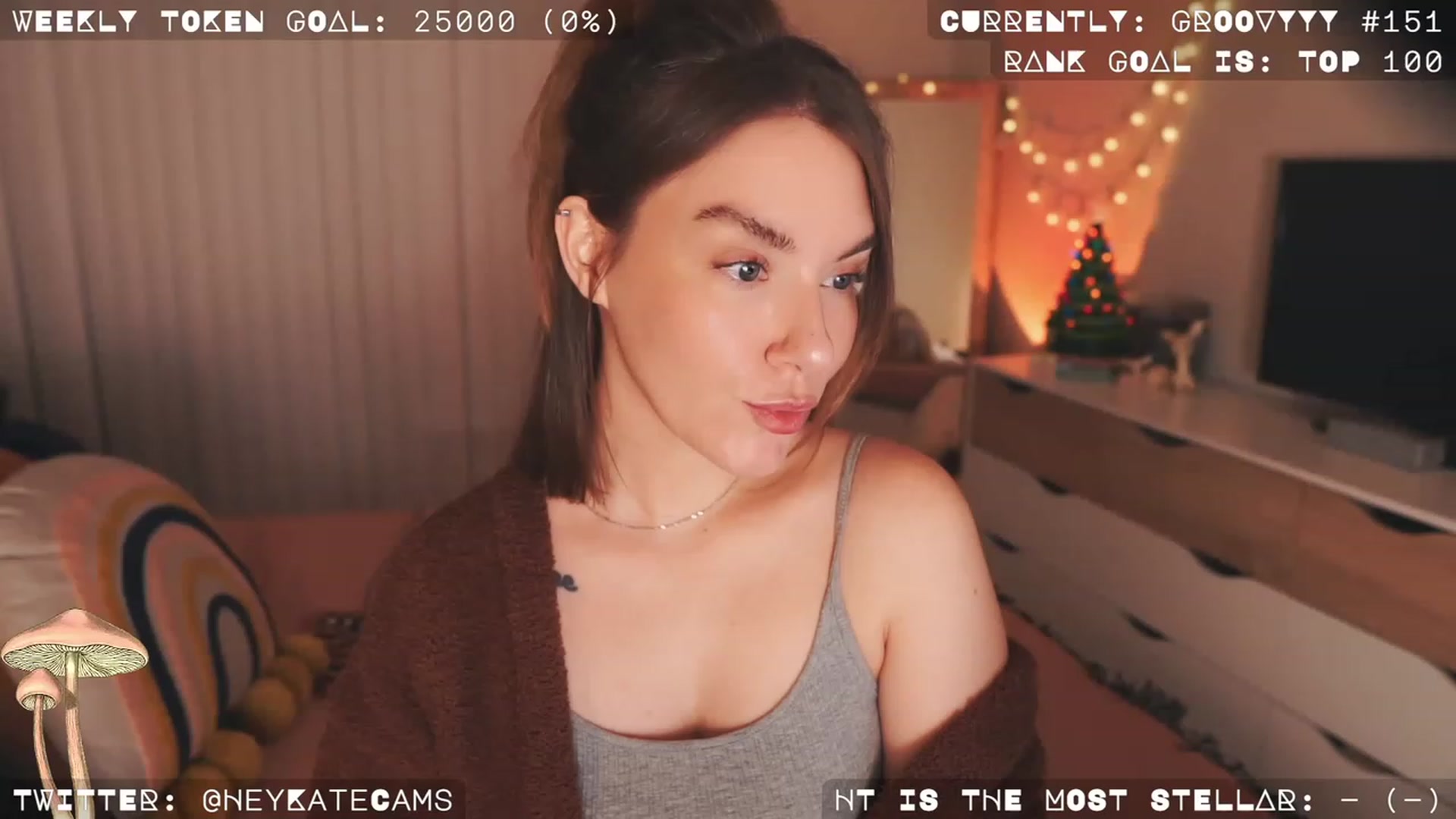 Gallery image thumbnail from HeyKate's myfreecams stream on, 12/22/2022, 03:45 image 13 of 20