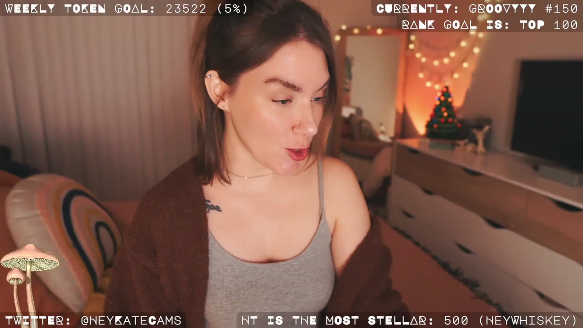Gallery image thumbnail from HeyKate's myfreecams stream on, 12/22/2022, 05:17 image 7 of 20