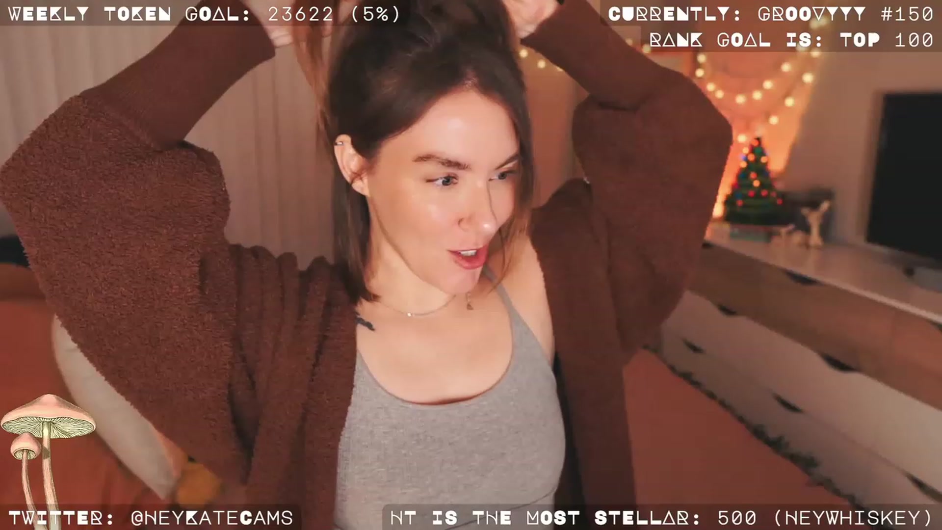 Gallery image thumbnail from HeyKate's myfreecams stream on, 12/22/2022, 05:17 image 3 of 20