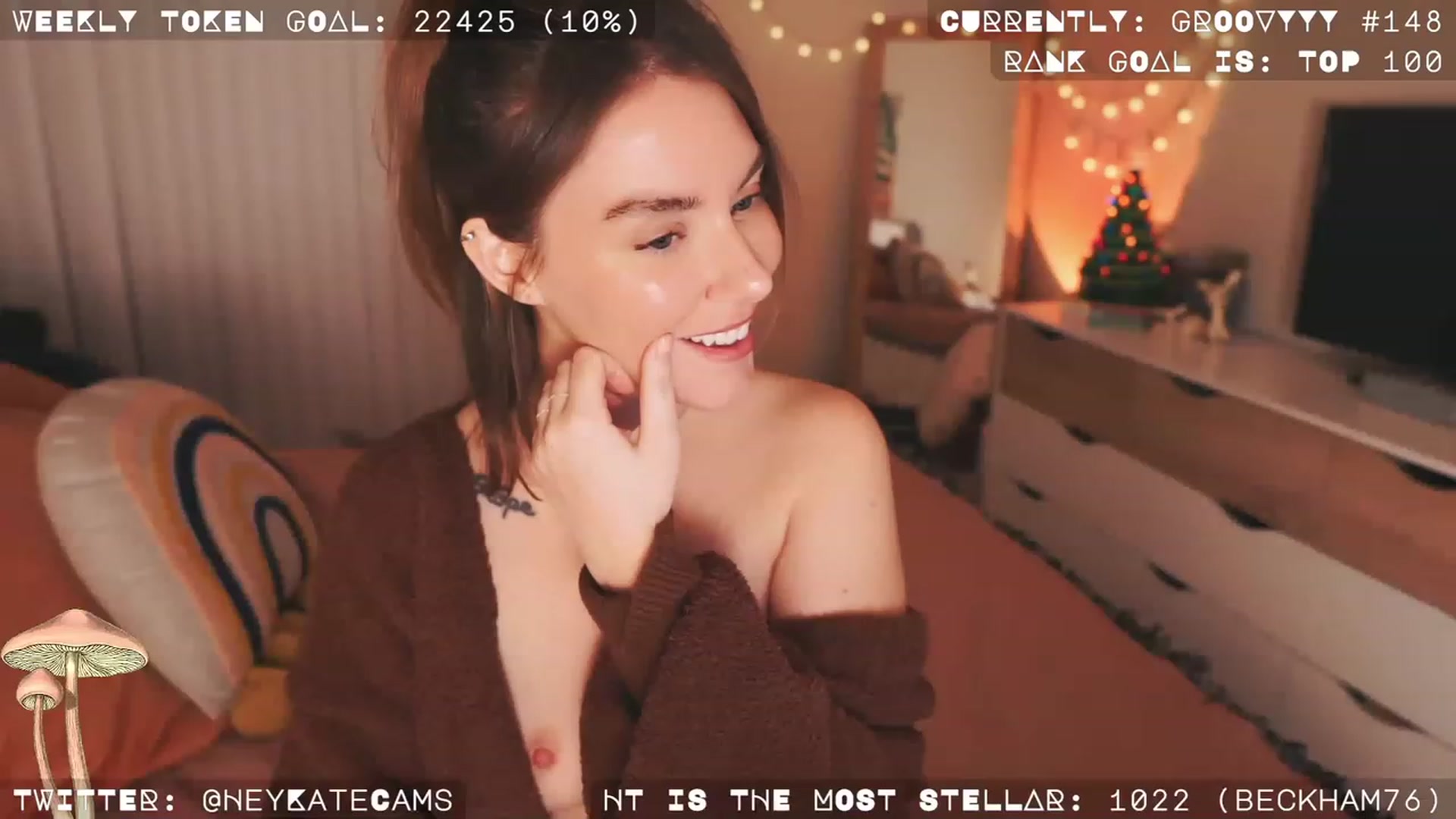 Gallery image thumbnail from HeyKate's myfreecams stream on, 12/22/2022, 06:30 image 1 of 20
