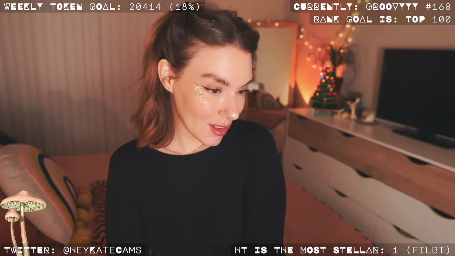 Gallery image thumbnail from HeyKate's myfreecams stream on, 12/24/2022, 06:24 image 2 of 20