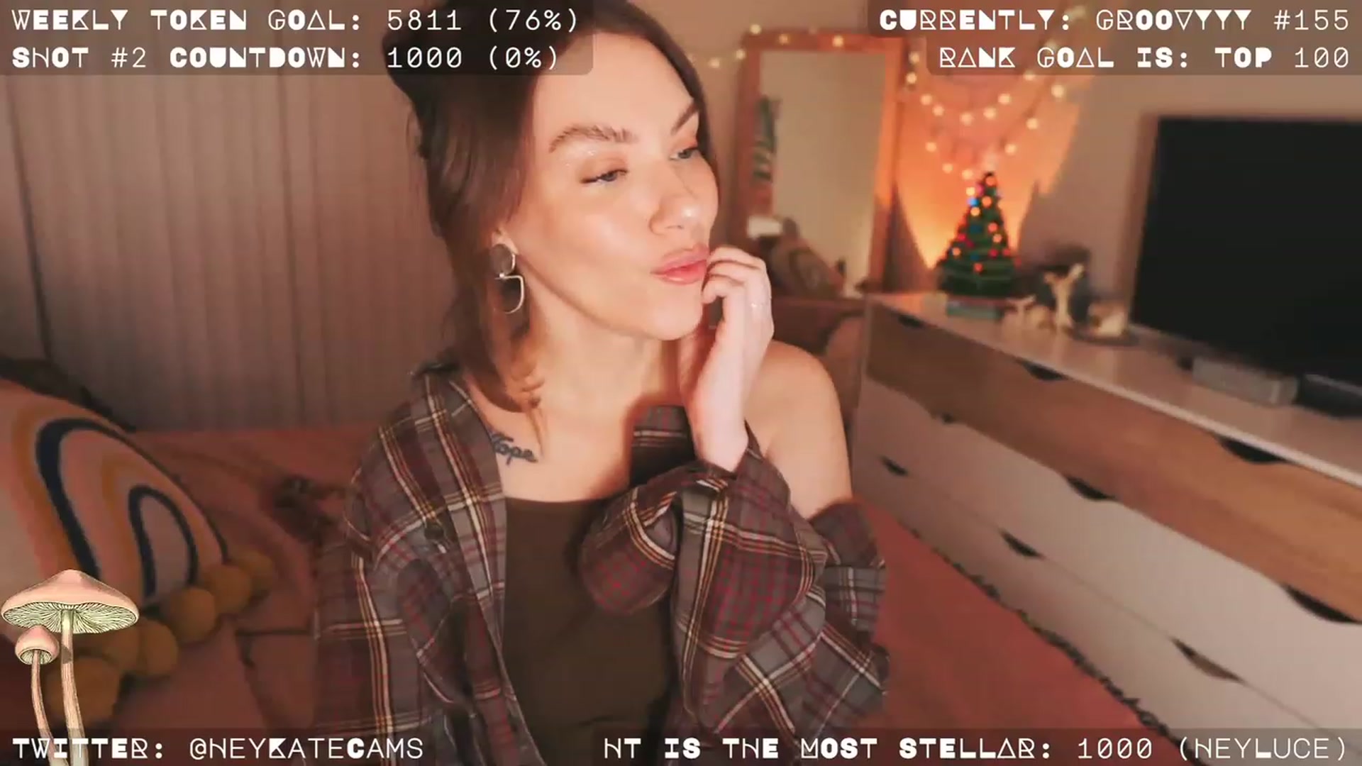Gallery image thumbnail from HeyKate's myfreecams stream on, 12/25/2022, 05:29 image 2 of 20