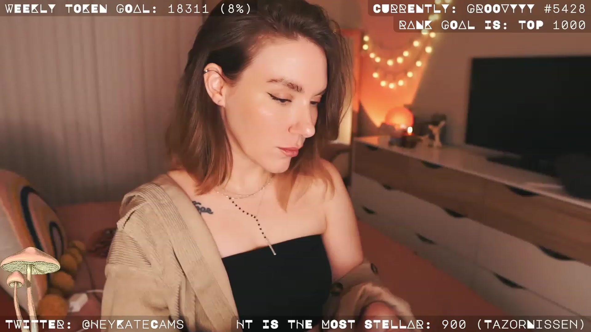 Gallery image thumbnail from HeyKate's myfreecams stream on, 01/08/2023, 06:18 image 11 of 20