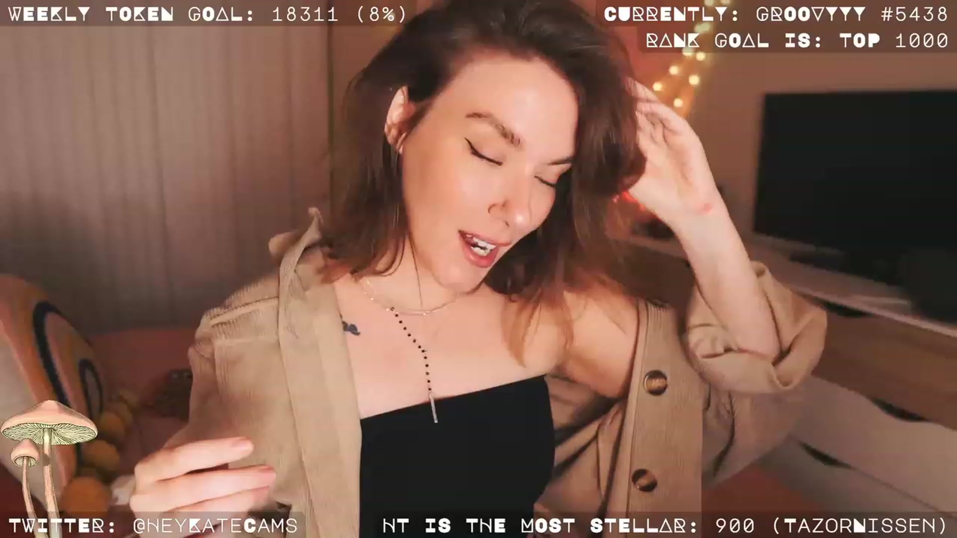 Gallery image thumbnail from HeyKate's myfreecams stream on, 01/08/2023, 06:18 image 10 of 20