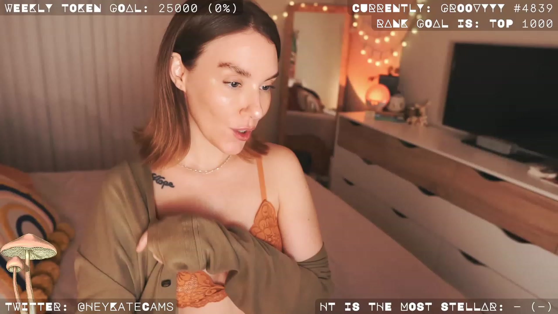 Gallery image thumbnail from HeyKate's myfreecams stream on, 01/18/2023, 04:32 image 11 of 20