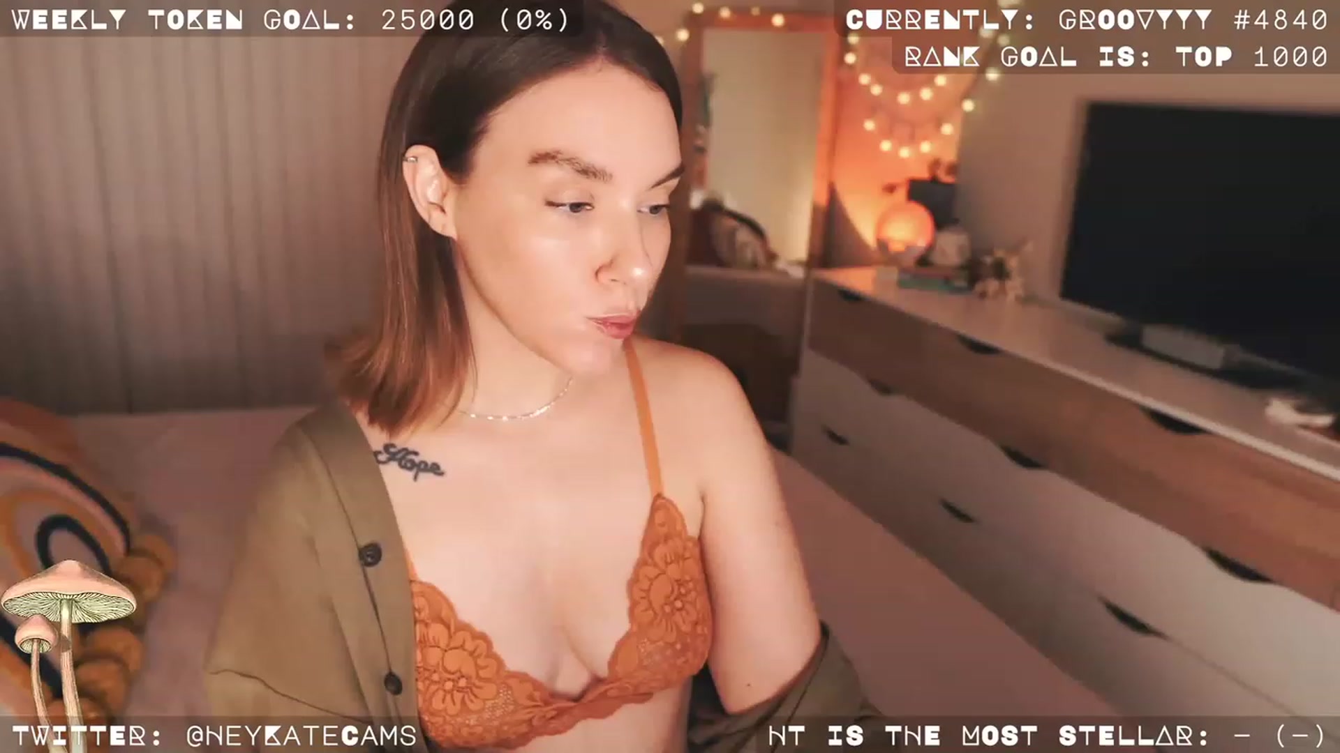 Gallery image thumbnail from HeyKate's myfreecams stream on, 01/18/2023, 04:32 image 6 of 20