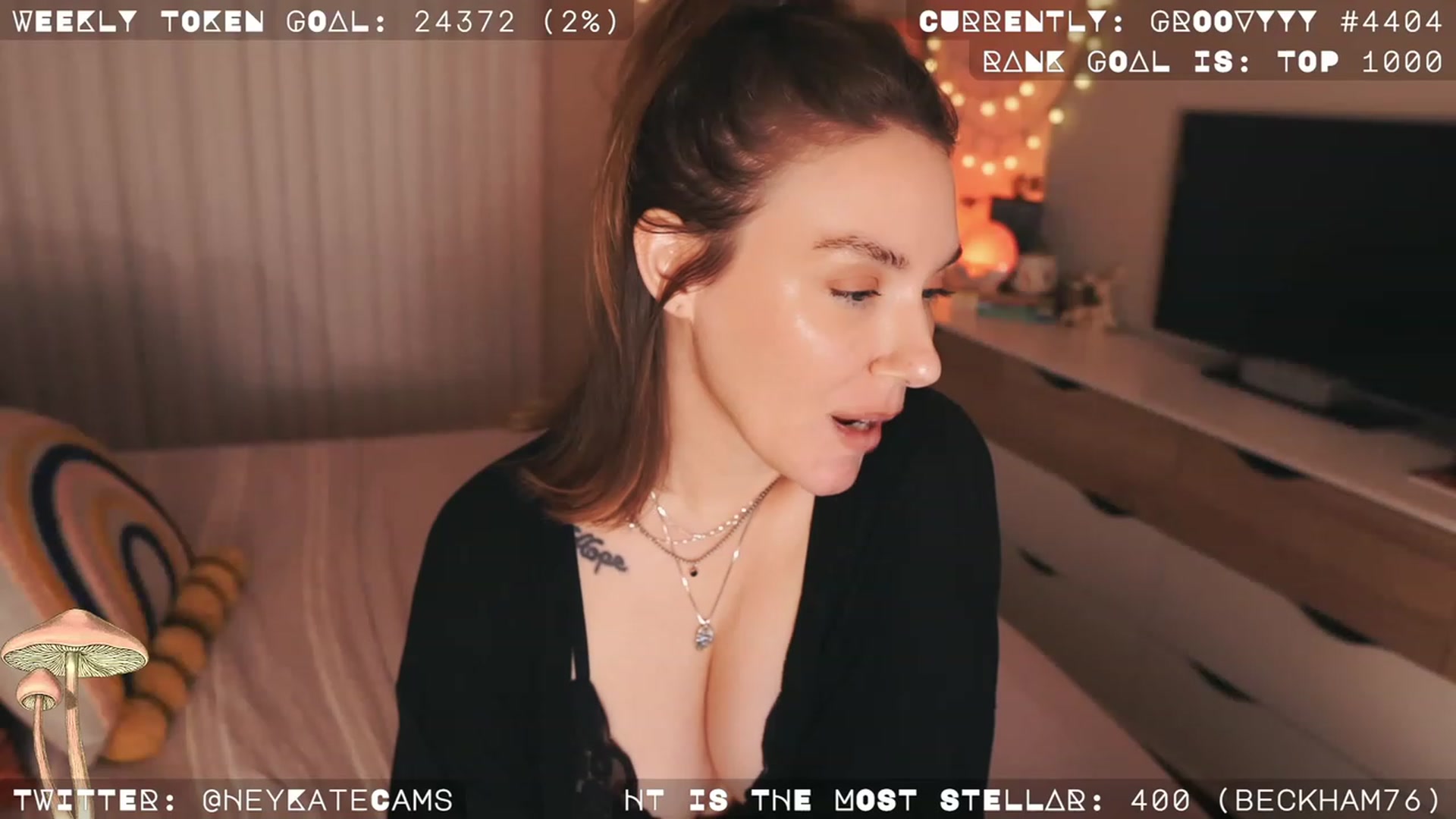 Gallery image thumbnail from HeyKate's myfreecams stream on, 01/19/2023, 05:41 image 8 of 20