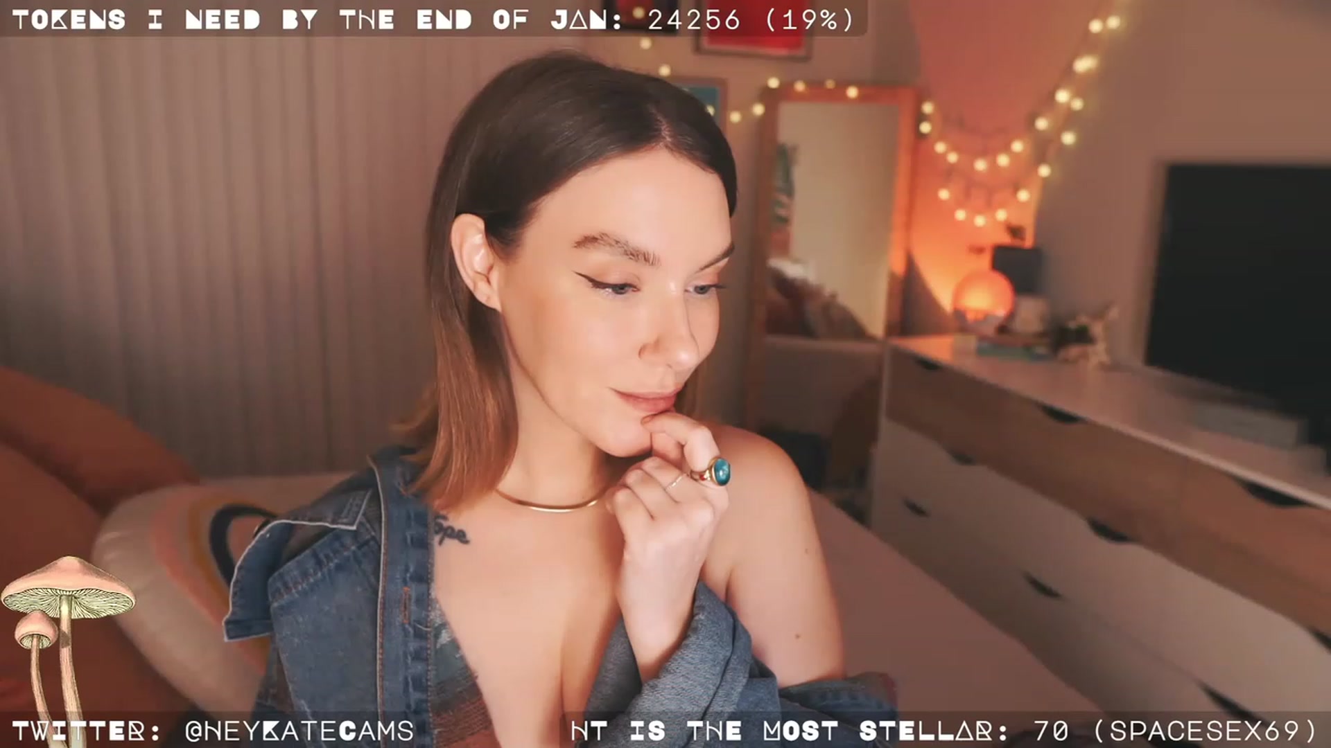 Gallery image thumbnail from HeyKate's myfreecams stream on, 01/28/2023, 05:24 image 6 of 20