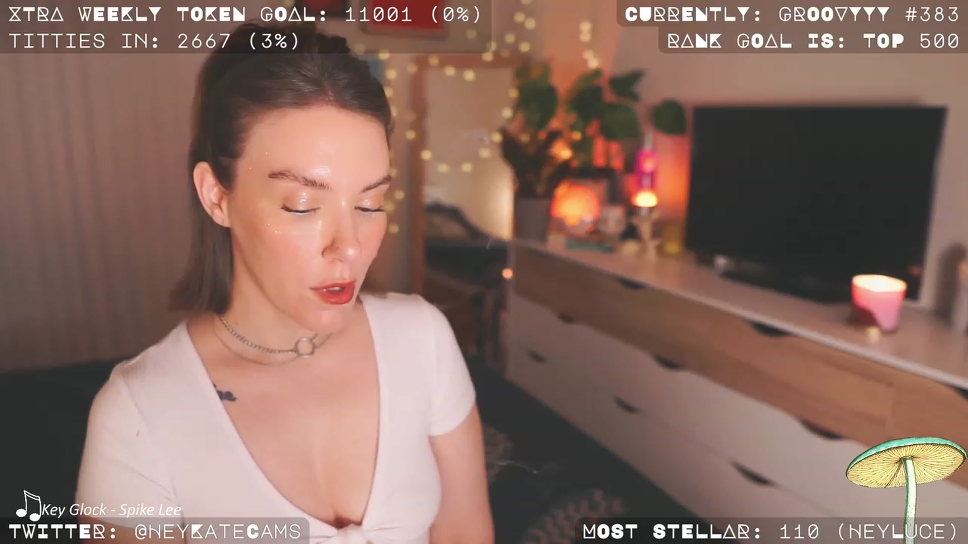 Gallery image thumbnail from HeyKate's myfreecams stream on, 03/26/2023, 04:11 image 8 of 20