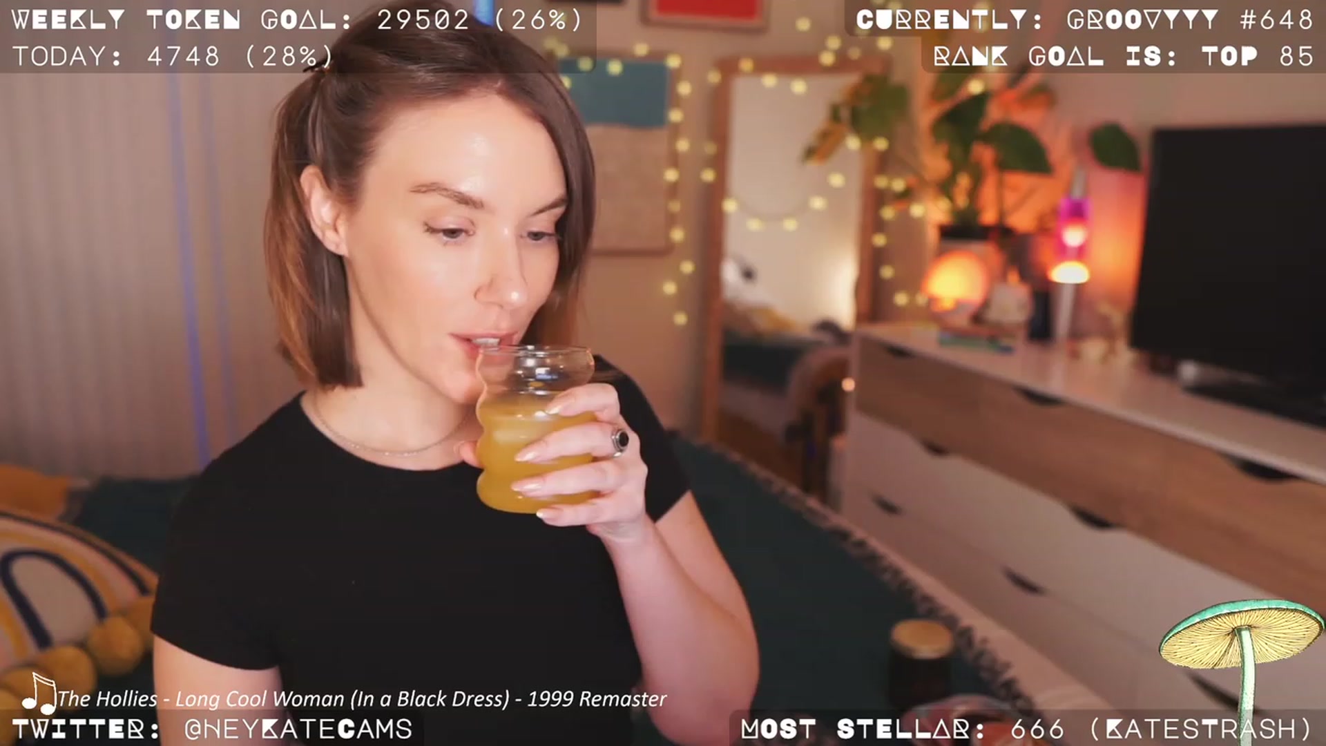 Gallery image thumbnail from HeyKate's myfreecams stream on, 04/05/2023, 03:05 image 11 of 20