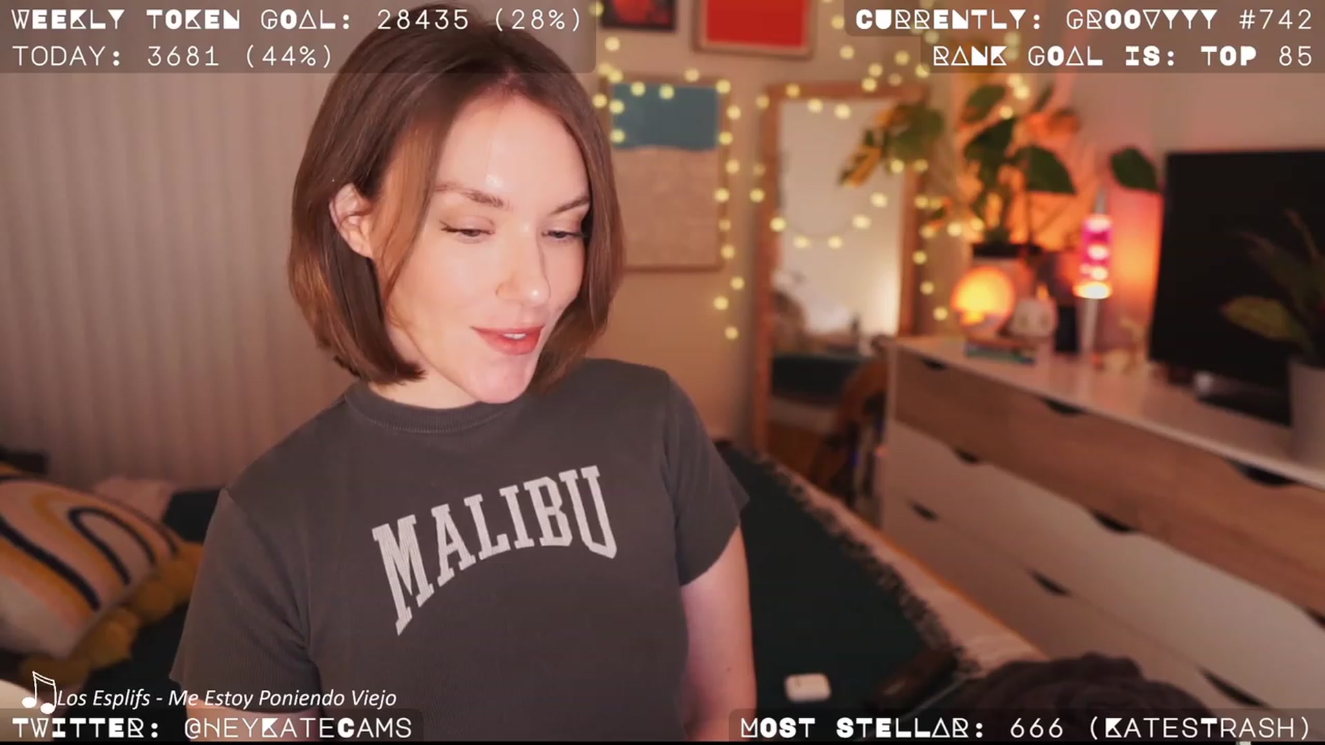 Gallery image thumbnail from HeyKate's myfreecams stream on, 04/06/2023, 03:17 image 13 of 20