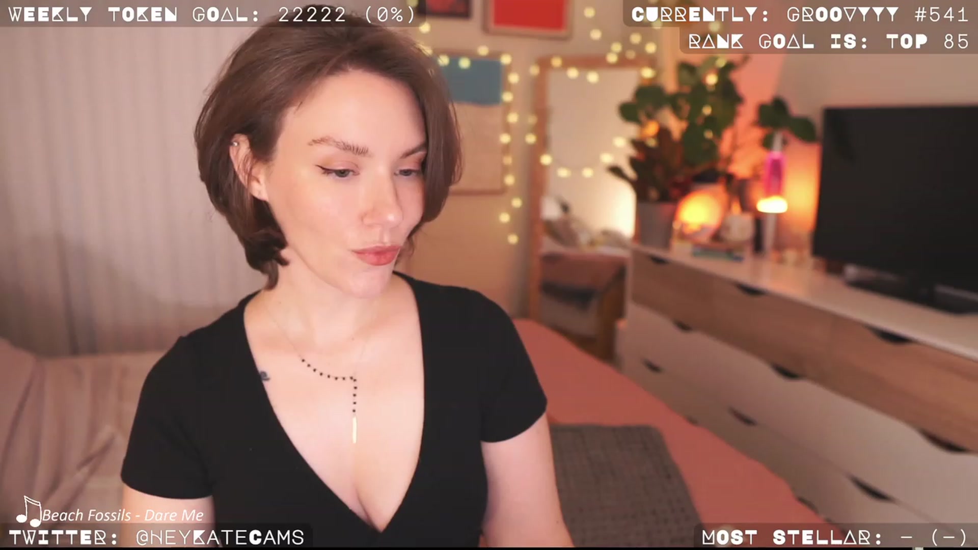 Gallery image thumbnail from HeyKate's myfreecams stream on, 04/12/2023, 02:57 image 10 of 20