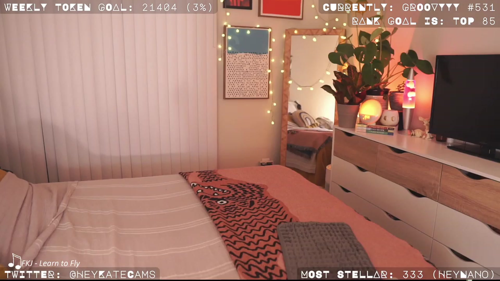 Gallery image thumbnail from HeyKate's myfreecams stream on, 04/12/2023, 04:37 image 11 of 20