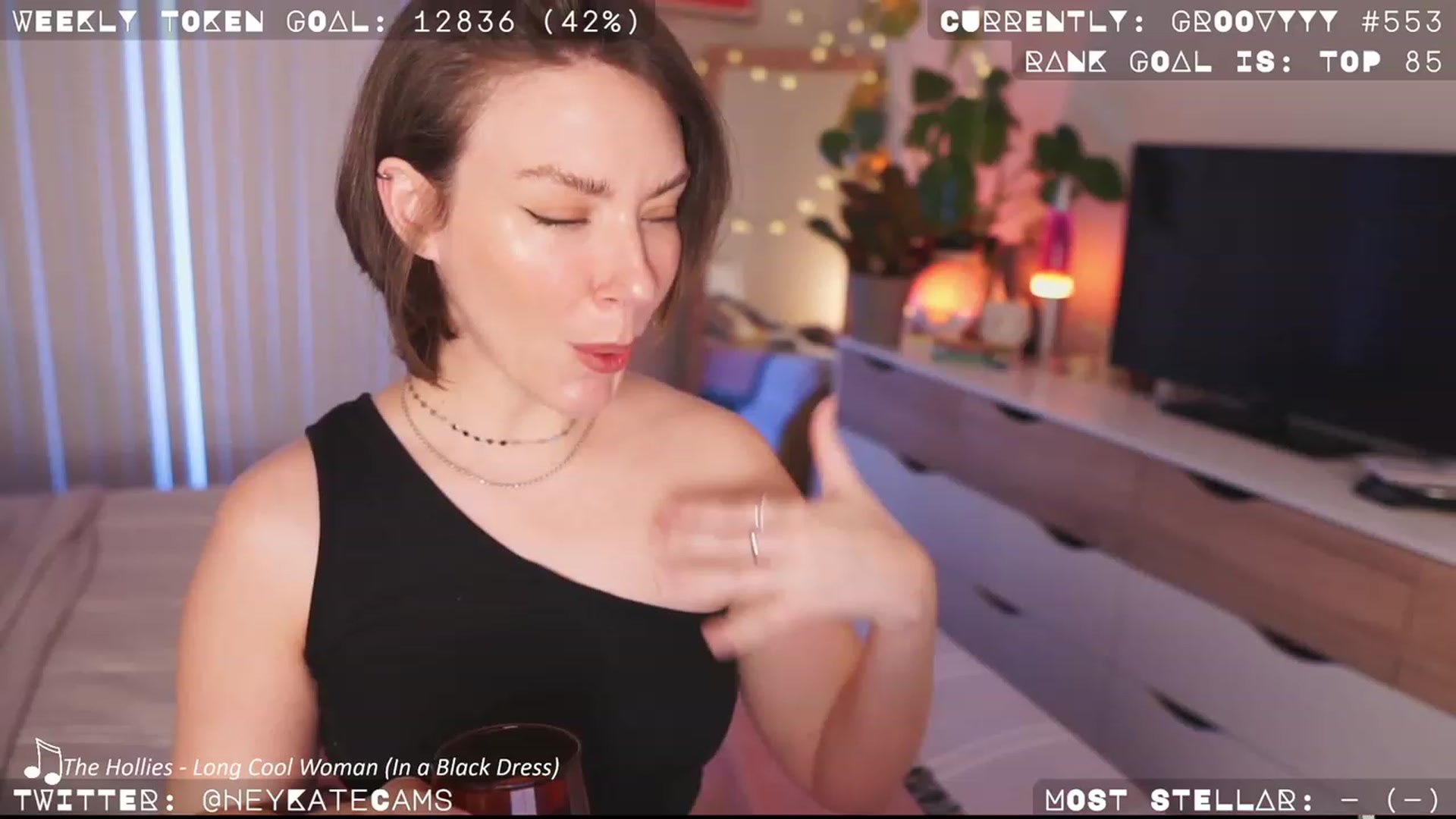 Gallery image thumbnail from HeyKate's myfreecams stream on, 04/15/2023, 03:29 image 1 of 20