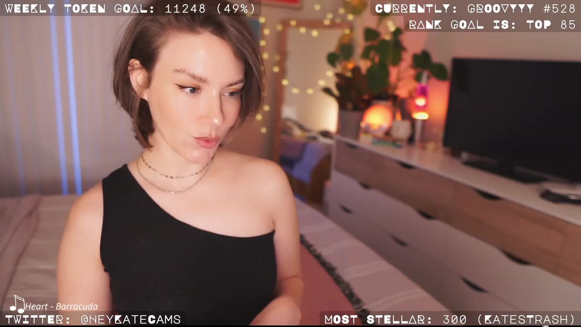 Gallery image thumbnail from HeyKate's myfreecams stream on, 04/15/2023, 03:29 image 8 of 20