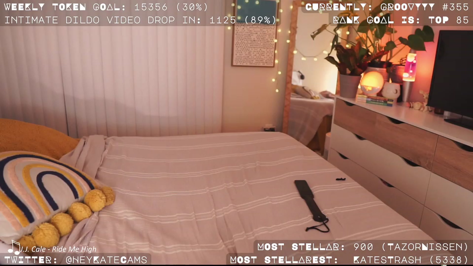 Gallery image thumbnail from HeyKate's myfreecams stream on, 04/16/2023, 07:23 image 19 of 20