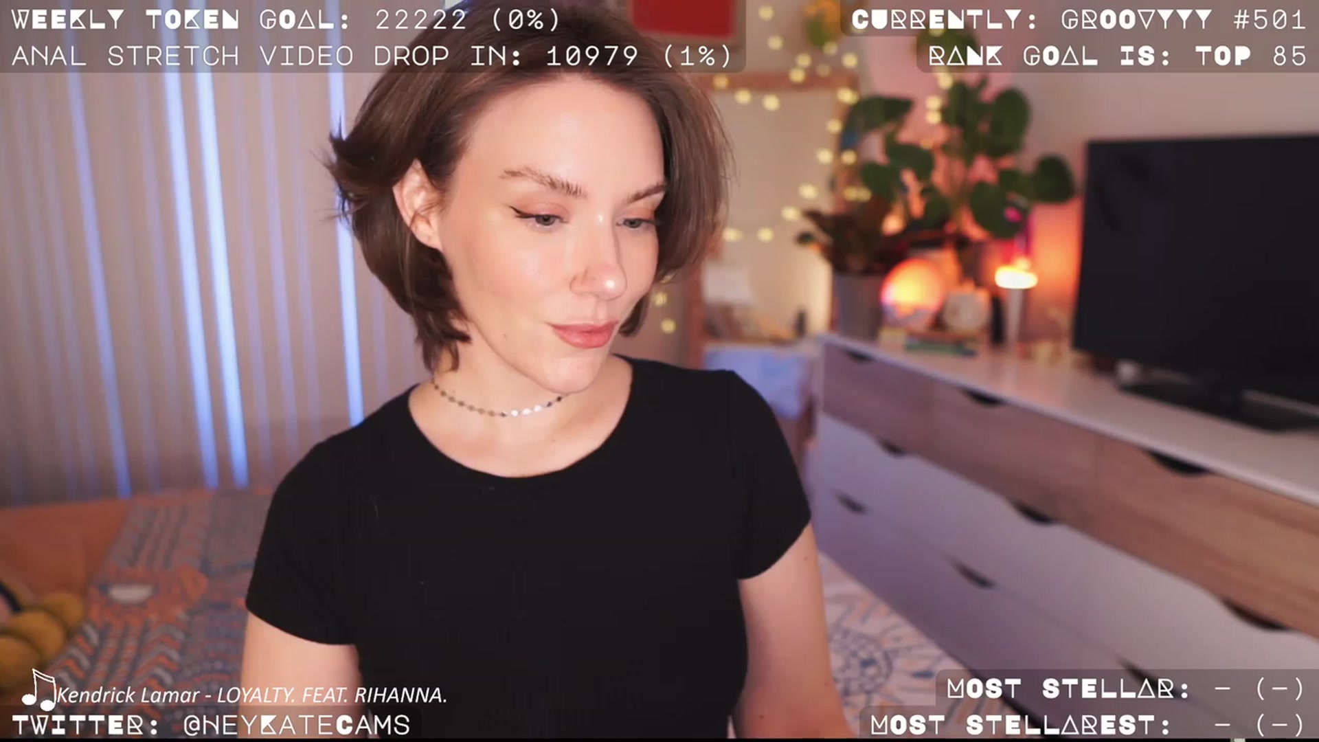 Gallery image thumbnail from HeyKate's myfreecams stream on, 04/21/2023, 03:41 image 1 of 20