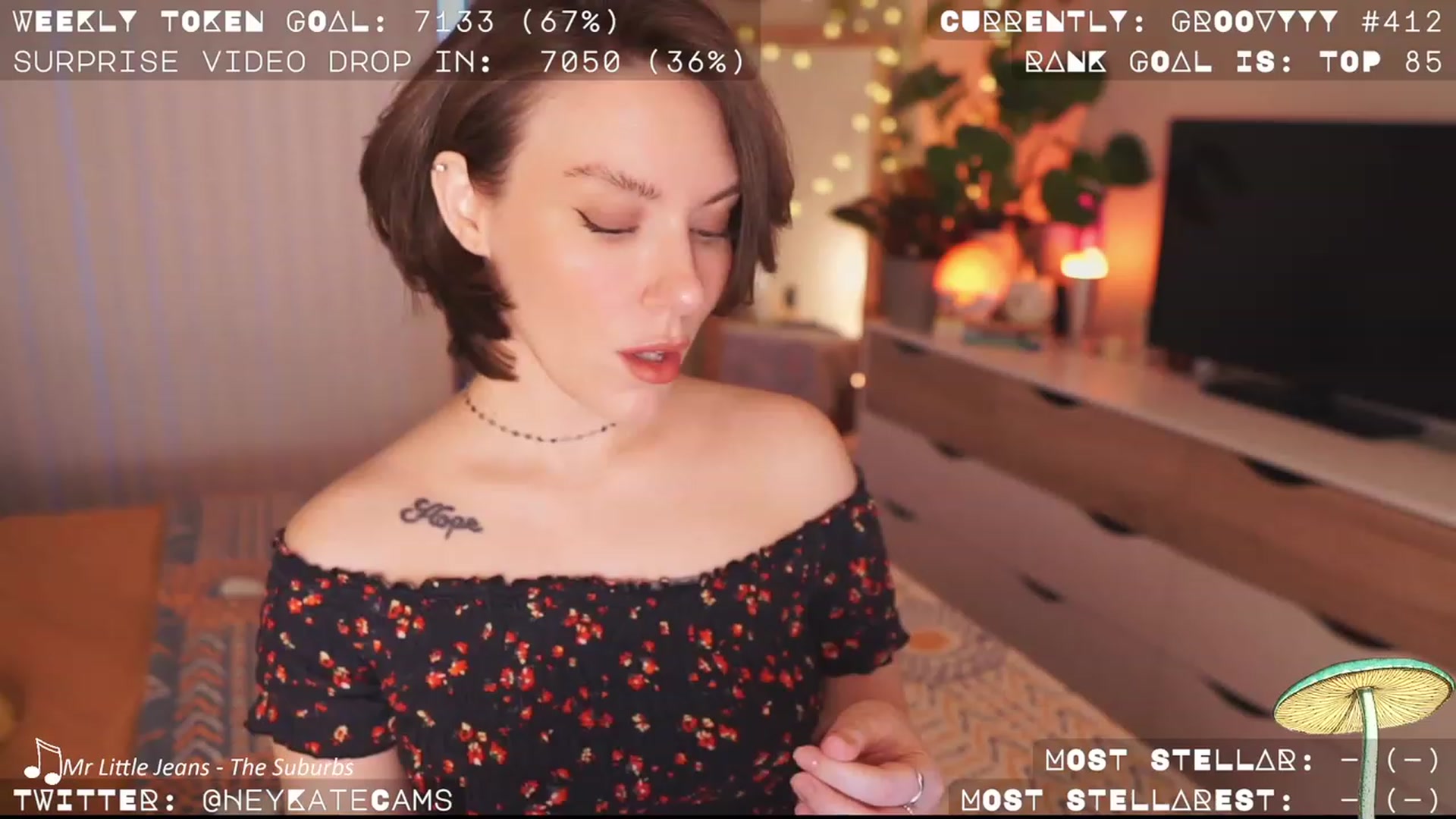 Gallery image thumbnail from HeyKate's myfreecams stream on, 04/23/2023, 04:45 image 3 of 20