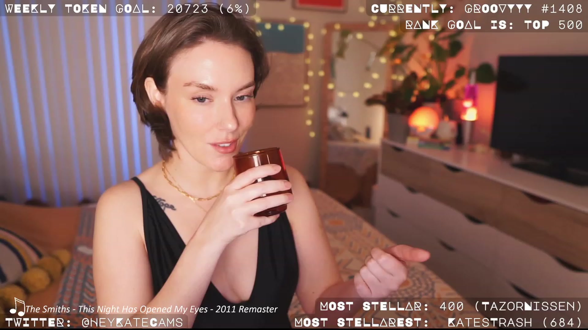 Gallery image thumbnail from HeyKate's myfreecams stream on, 05/03/2023, 03:20 image 12 of 20