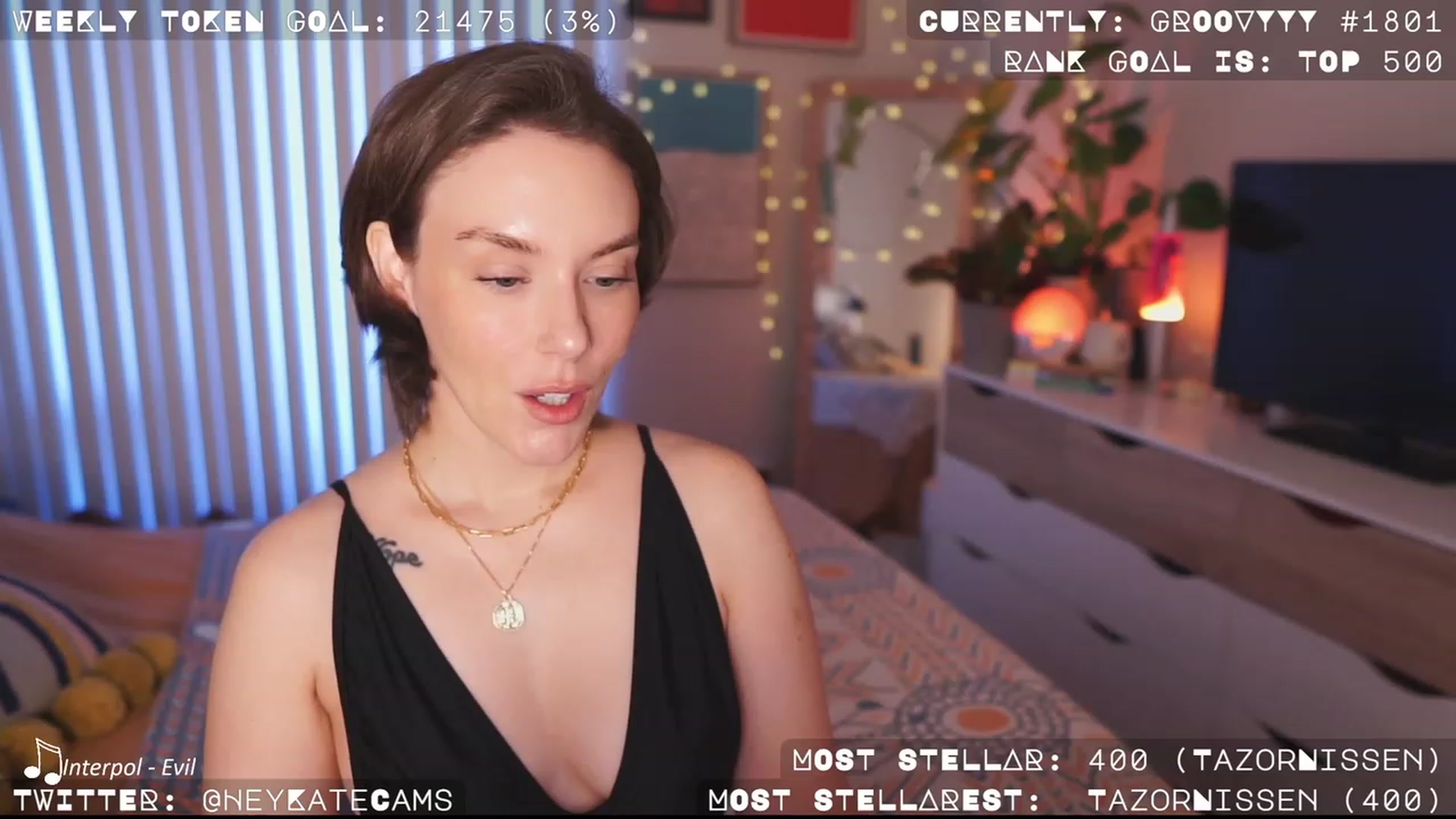 Gallery image thumbnail from HeyKate's myfreecams stream on, 05/03/2023, 03:20 image 3 of 20
