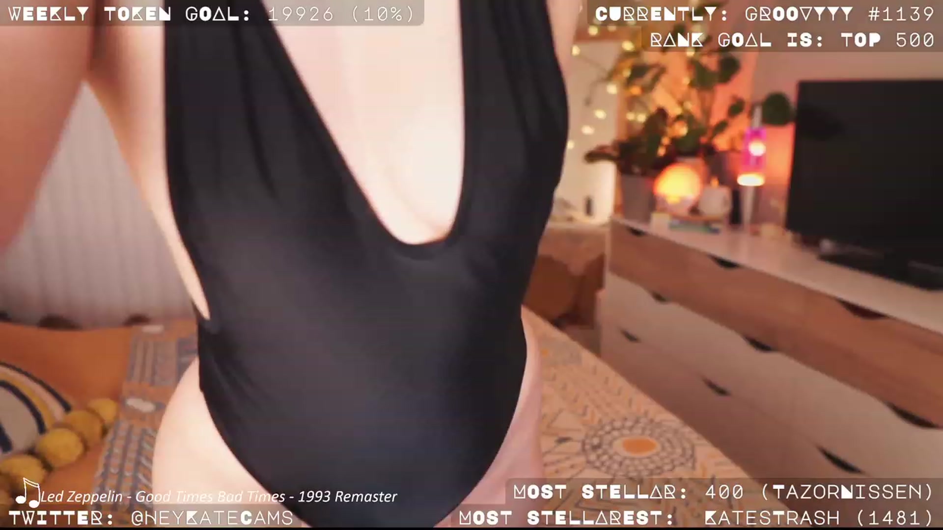 Gallery image thumbnail from HeyKate's myfreecams stream on, 05/03/2023, 03:20 image 18 of 20