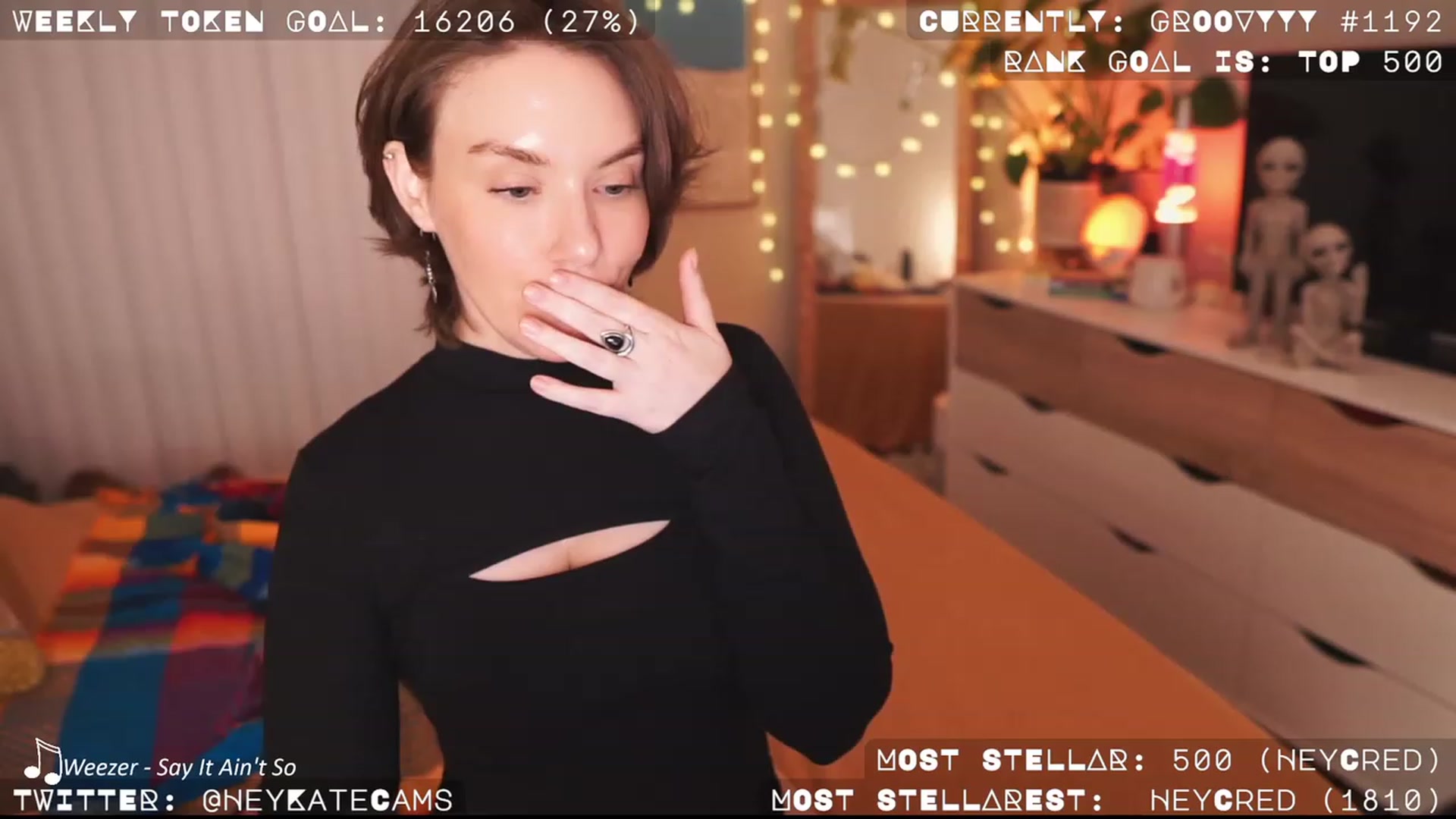 Gallery image thumbnail from HeyKate's myfreecams stream on, 05/05/2023, 05:21 image 13 of 20