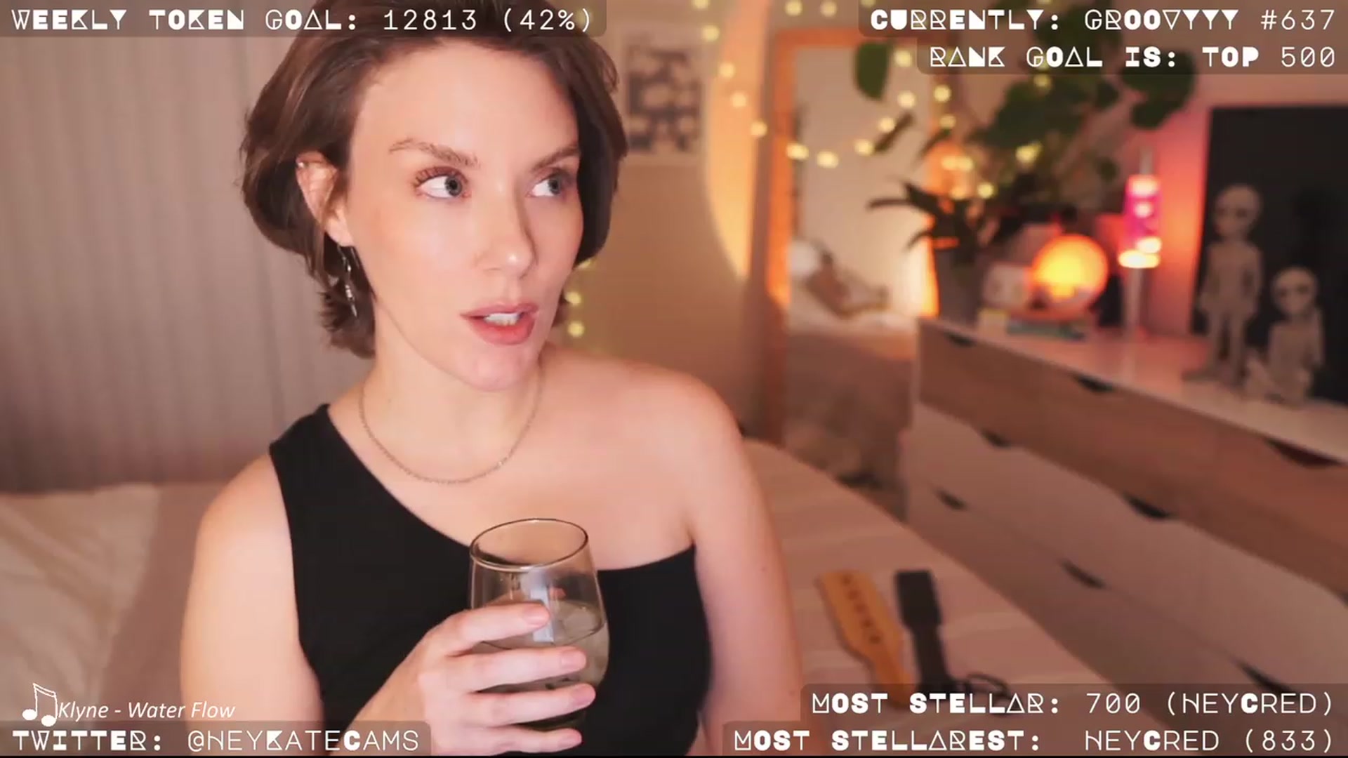 Gallery image thumbnail from HeyKate's myfreecams stream on, 05/12/2023, 07:58 image 9 of 20