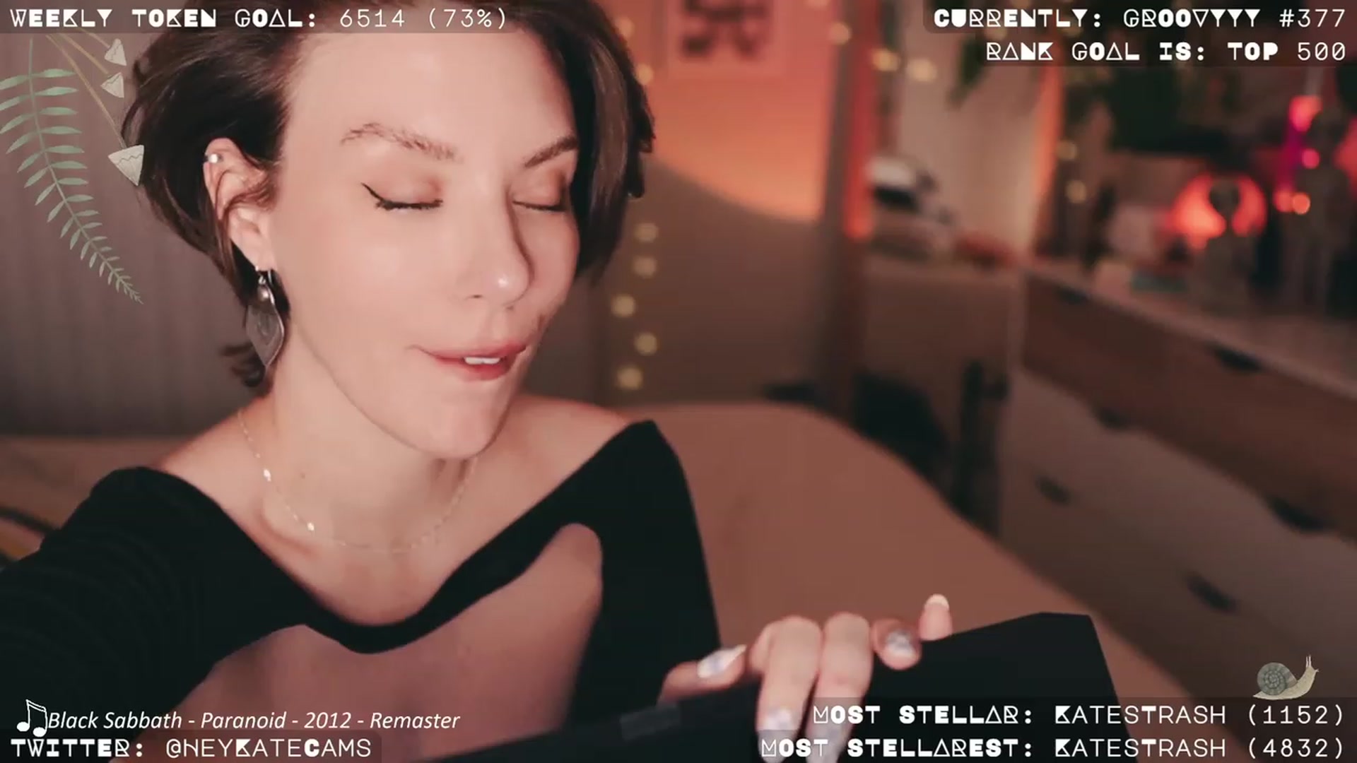 Gallery image thumbnail from HeyKate's myfreecams stream on, 05/27/2023, 08:10 image 16 of 20