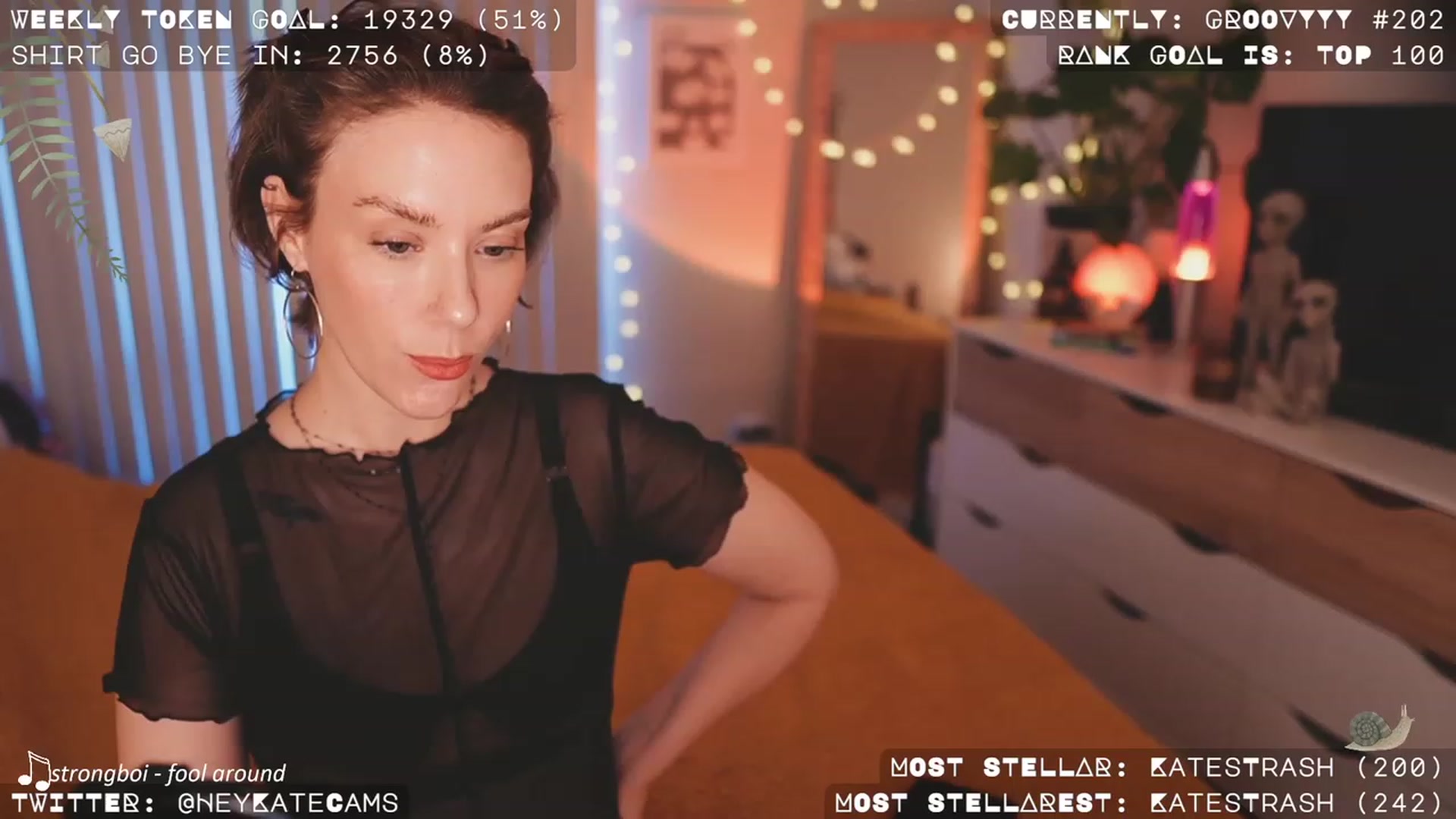 Gallery image thumbnail from HeyKate's myfreecams stream on, 06/04/2023, 04:43 image 3 of 20