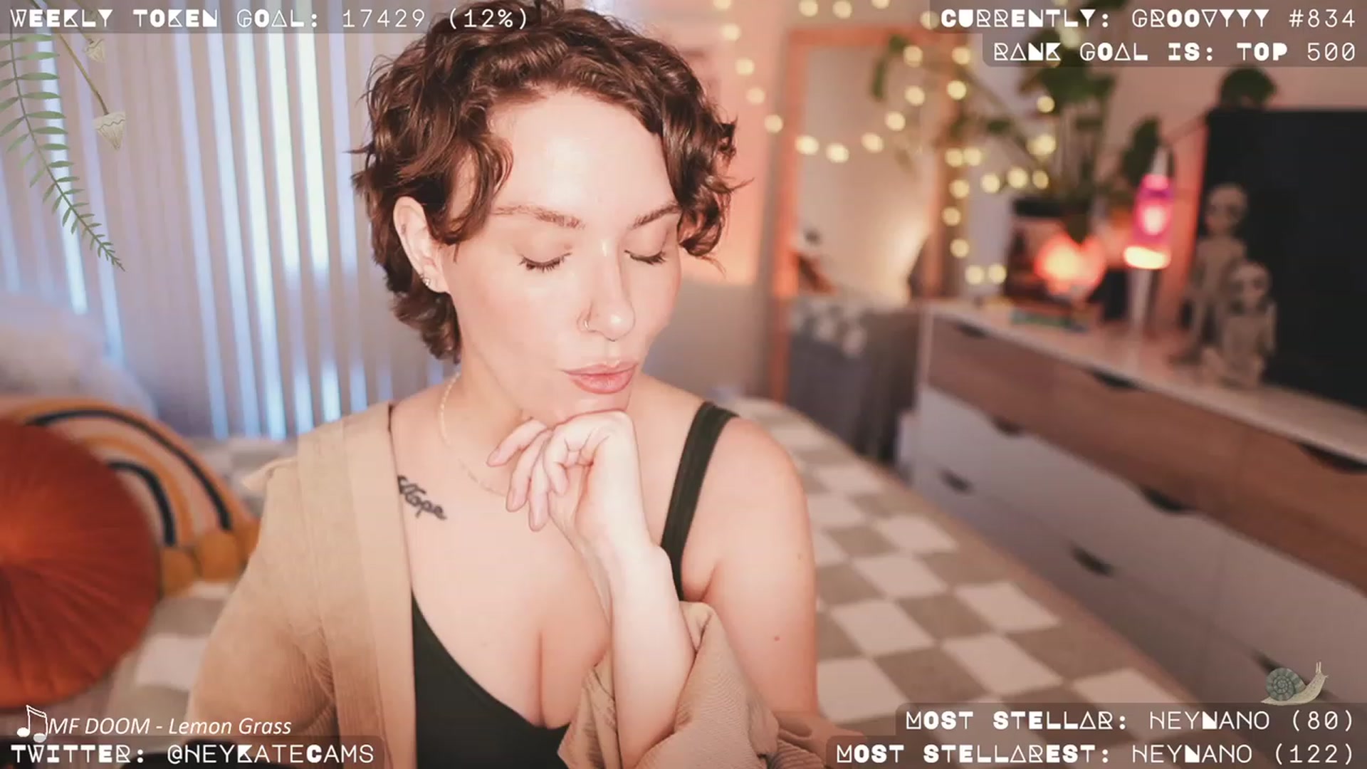Gallery image thumbnail from HeyKate's myfreecams stream on, 08/11/2023, 02:13 image 15 of 20
