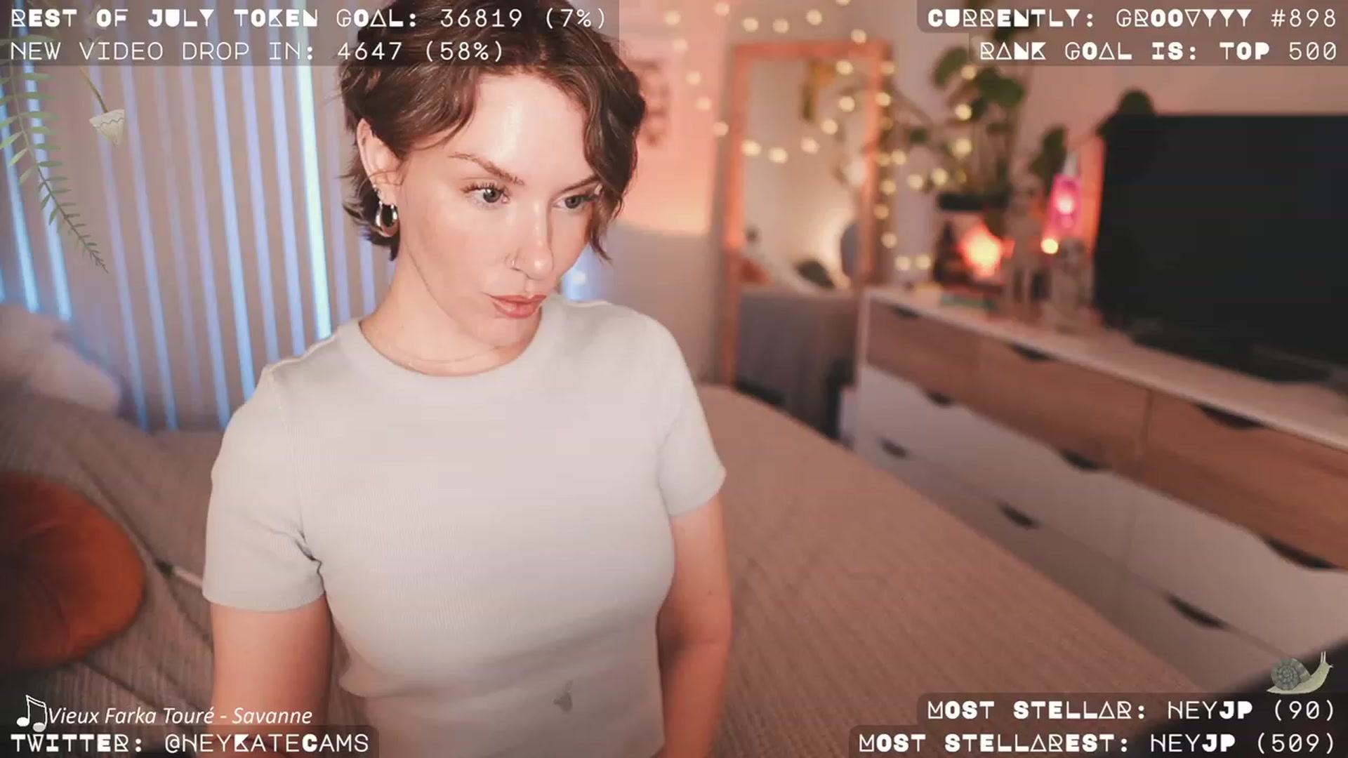 Gallery image thumbnail from HeyKate's myfreecams stream on, 08/23/2023, 02:23 image 10 of 20