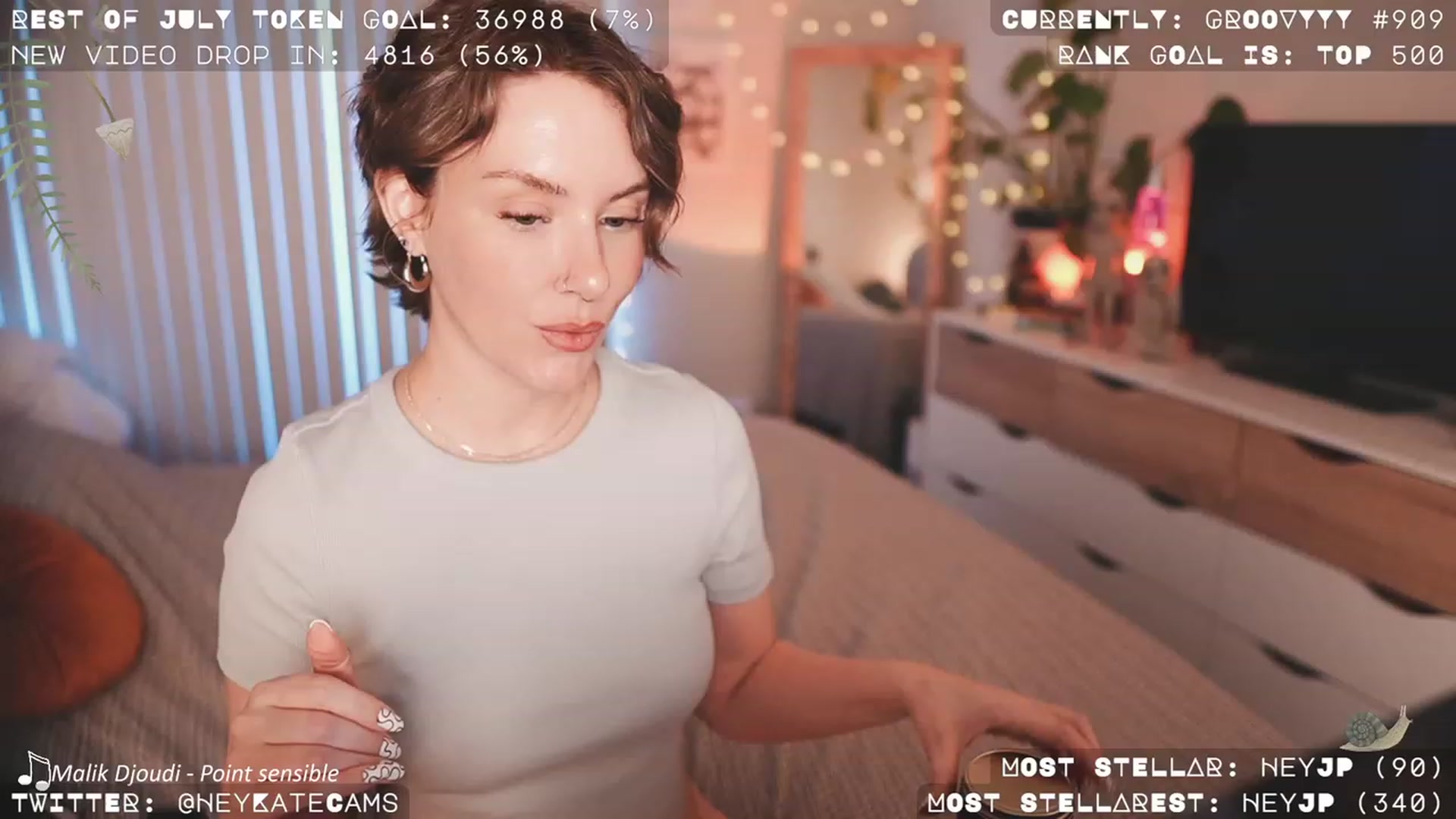 Gallery image thumbnail from HeyKate's myfreecams stream on, 08/23/2023, 02:23 image 2 of 20