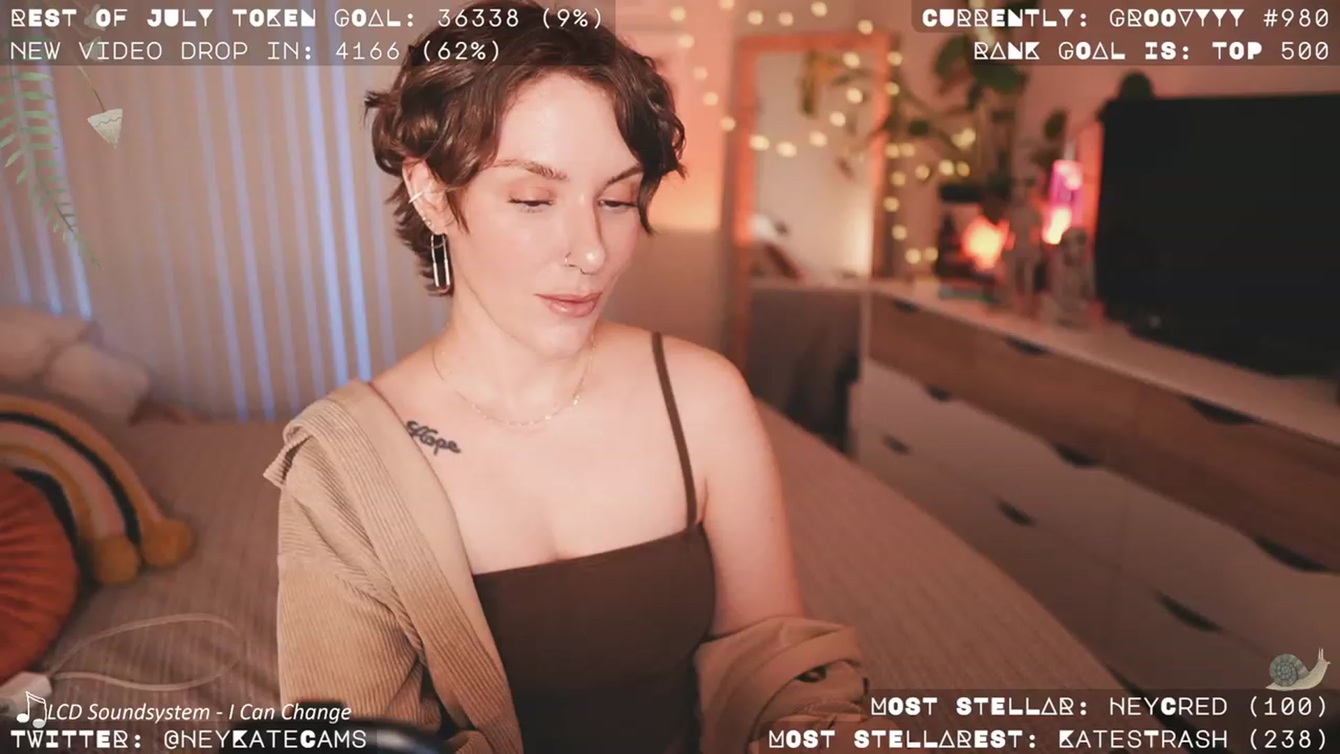 Gallery image thumbnail from HeyKate's myfreecams stream on, 08/25/2023, 03:23 image 5 of 20