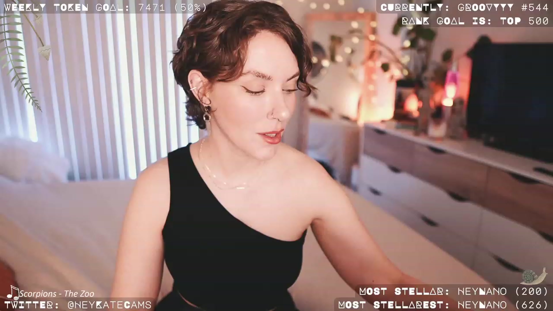 Gallery image thumbnail from HeyKate's myfreecams stream on, 09/03/2023, 24:42 image 10 of 20