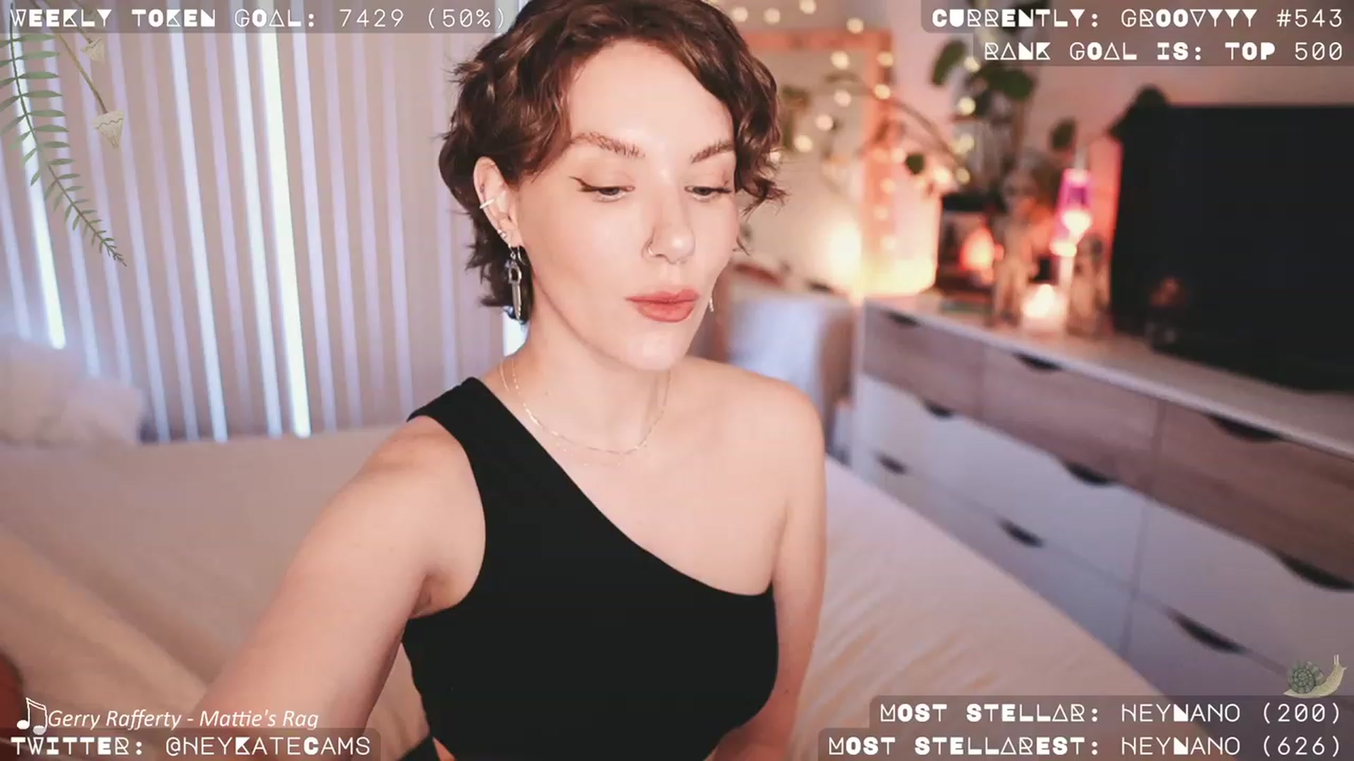 Gallery image thumbnail from HeyKate's myfreecams stream on, 09/03/2023, 24:42 image 13 of 20