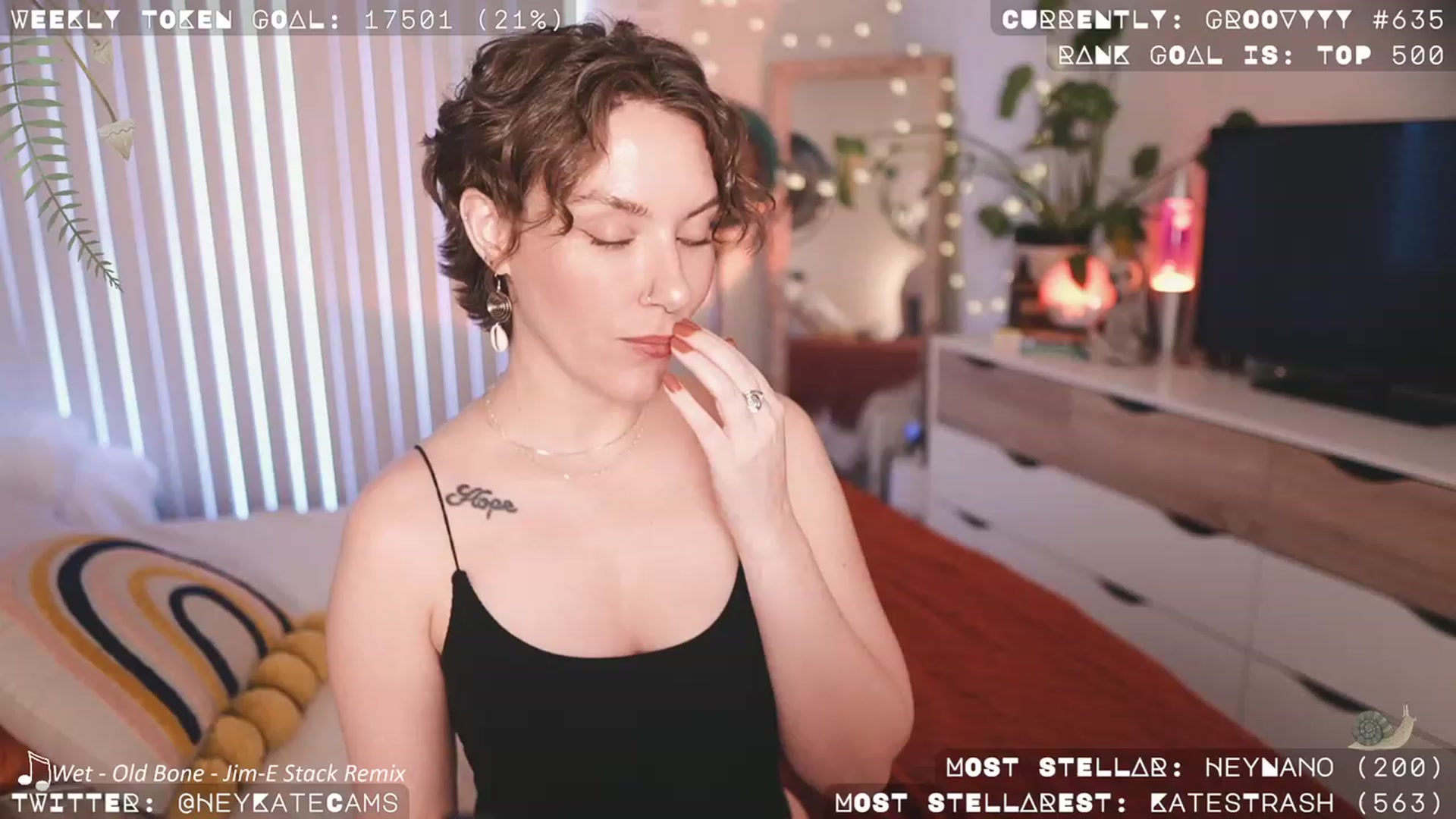 Gallery image thumbnail from HeyKate's myfreecams stream on, 09/09/2023, 01:39 image 10 of 20