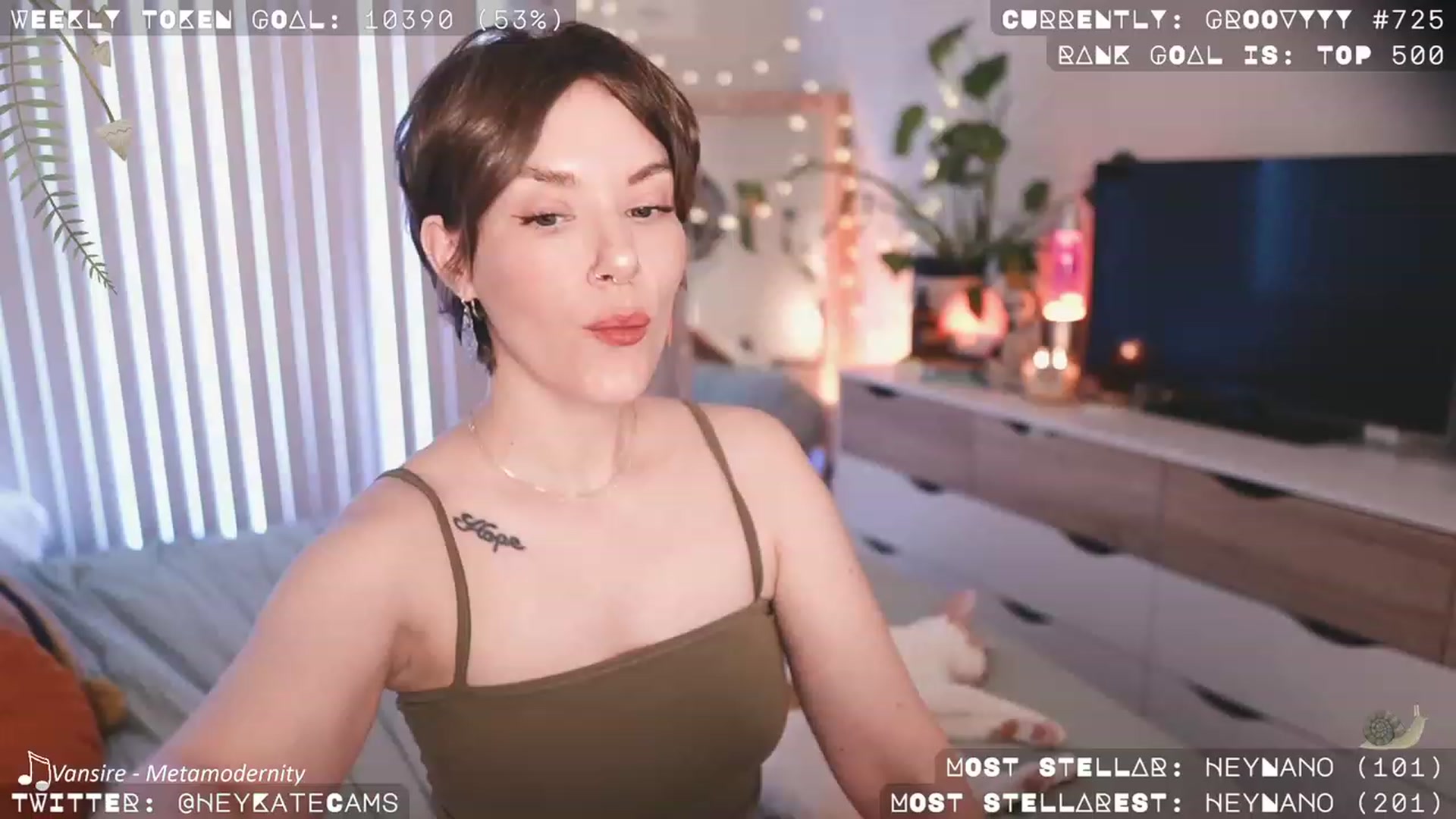 Gallery image thumbnail from HeyKate's myfreecams stream on, 09/13/2023, 24:29 image 8 of 20