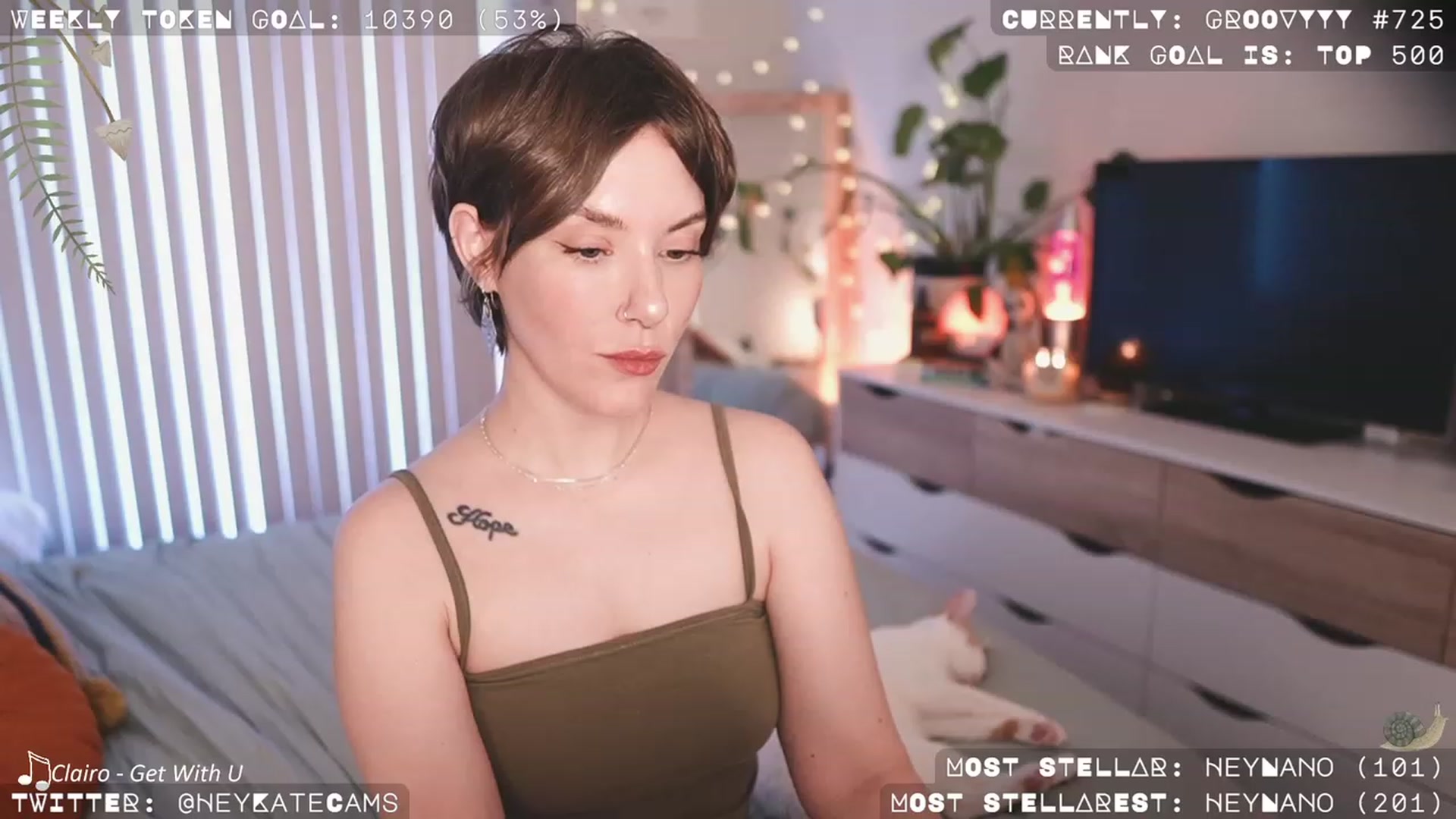 Gallery image thumbnail from HeyKate's myfreecams stream on, 09/13/2023, 24:29 image 9 of 20