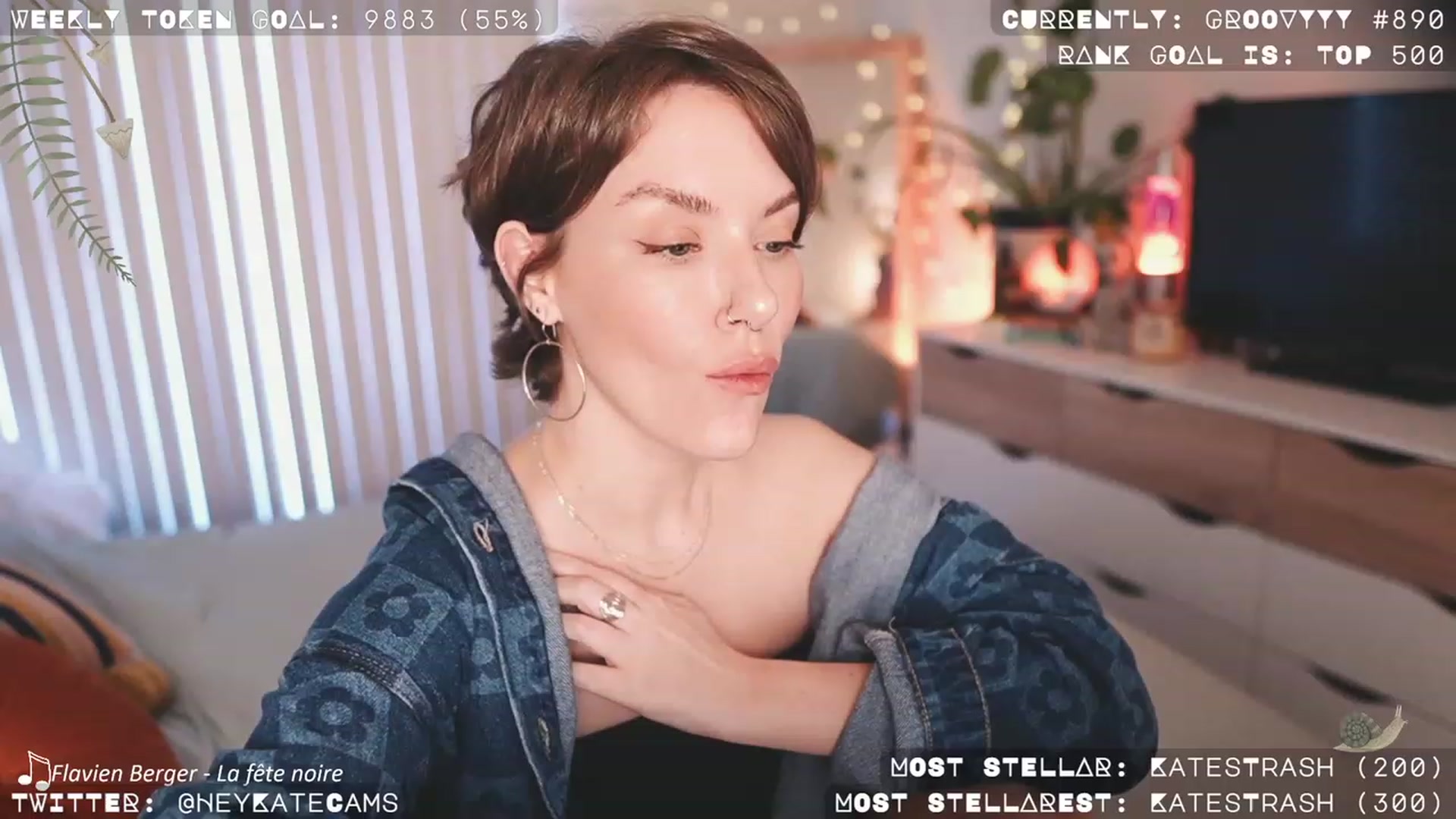 Gallery image thumbnail from HeyKate's myfreecams stream on, 09/15/2023, 01:18 image 11 of 20