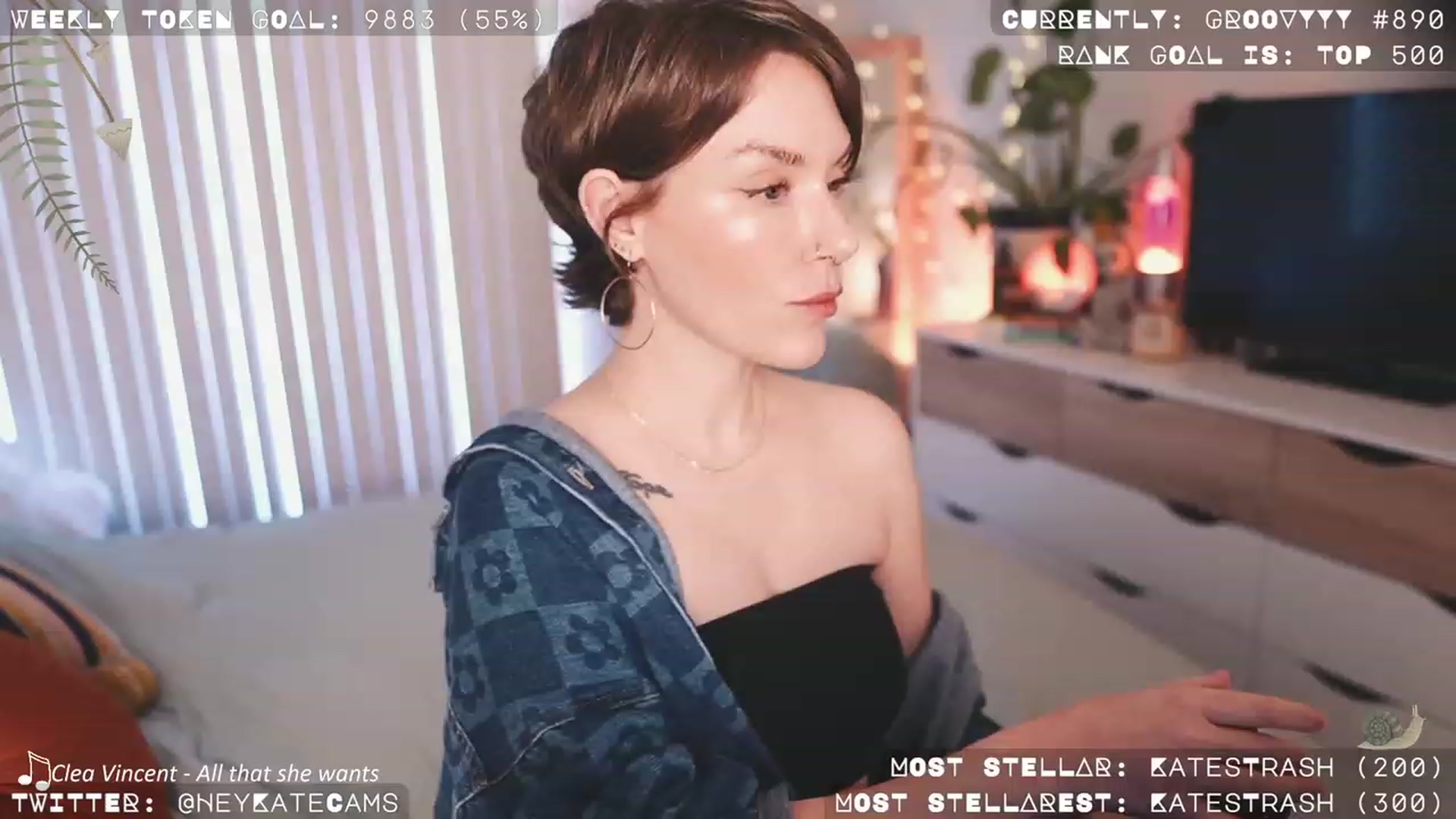 Gallery image thumbnail from HeyKate's myfreecams stream on, 09/15/2023, 01:18 image 5 of 20